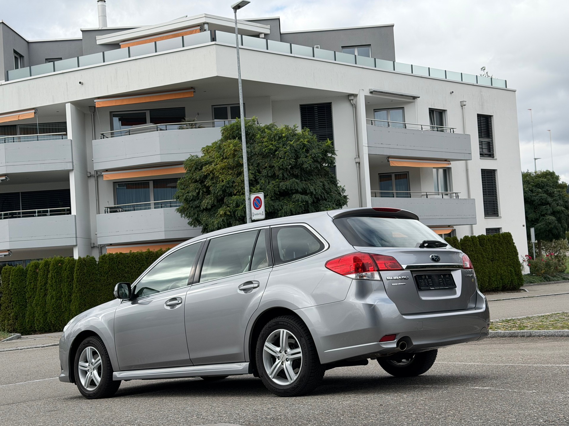 SUBARU Legacy 2.0i Swiss AWD Lineartronic-showroom-element-3