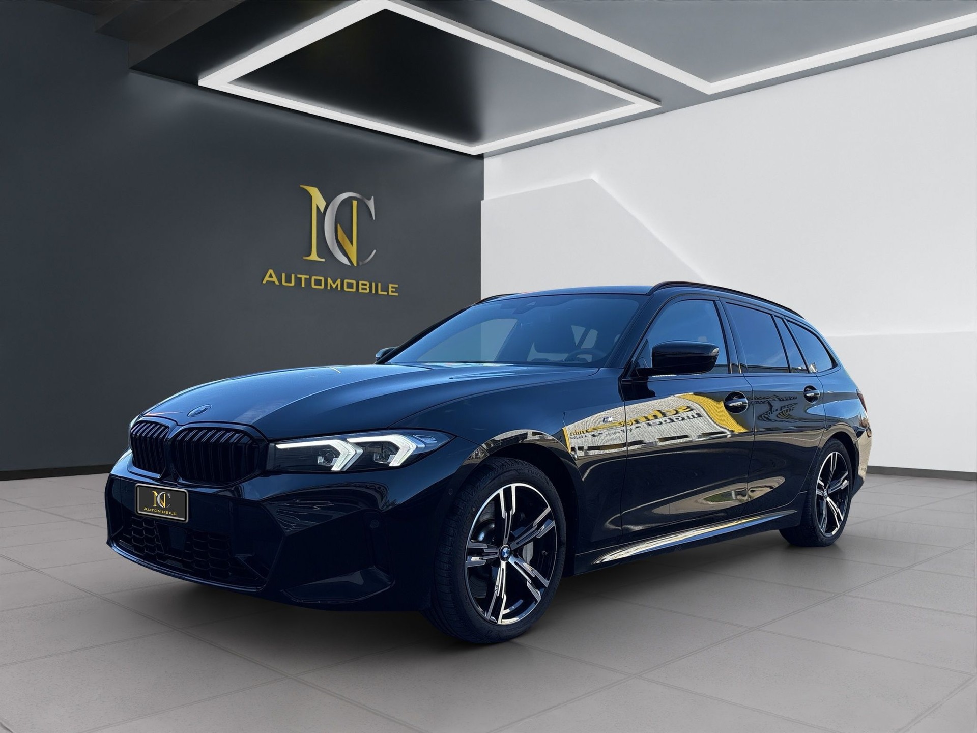 BMW 330 i Touring xDrive Steptronic M Sport Pro-image-0
