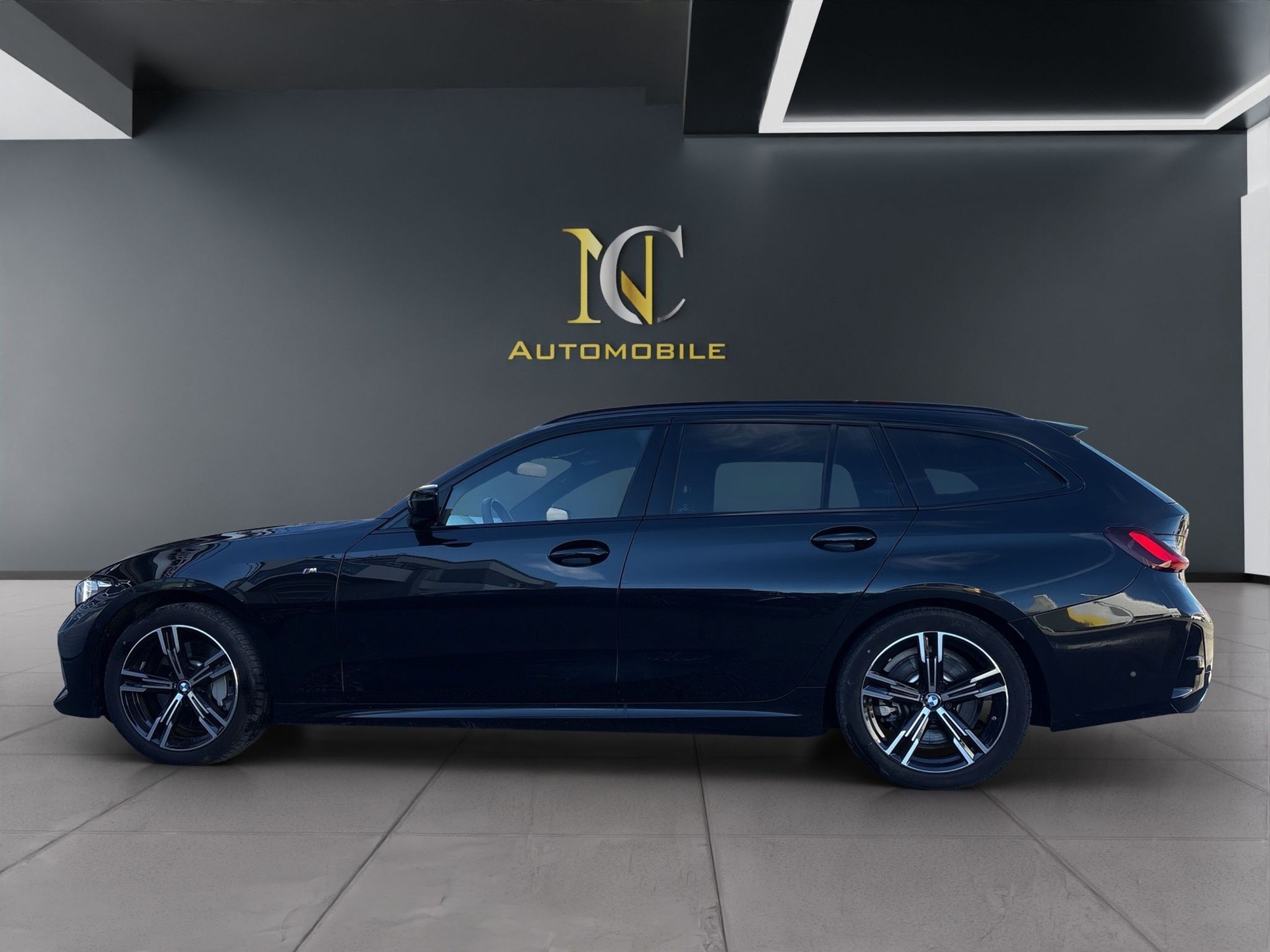 BMW 330 i Touring xDrive Steptronic M Sport Pro-image-2