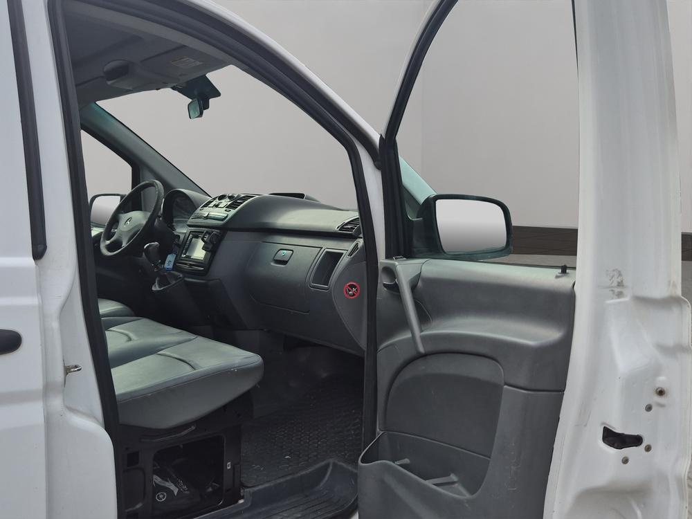 MERCEDES-BENZ Vito 111 CDI-image-13