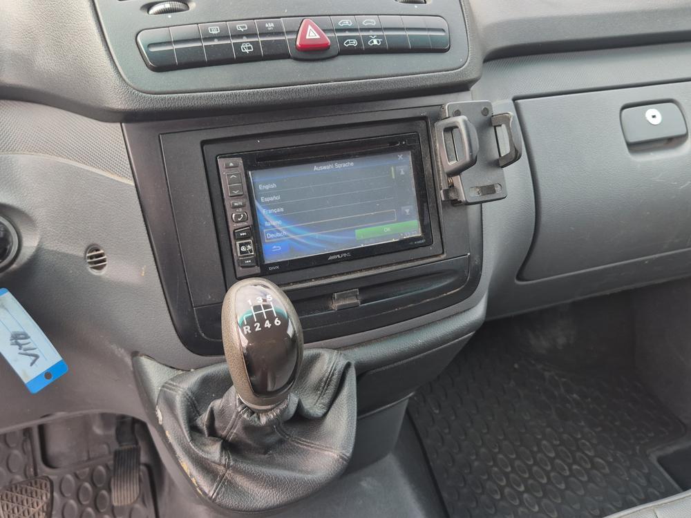 MERCEDES-BENZ Vito 111 CDI-image-12