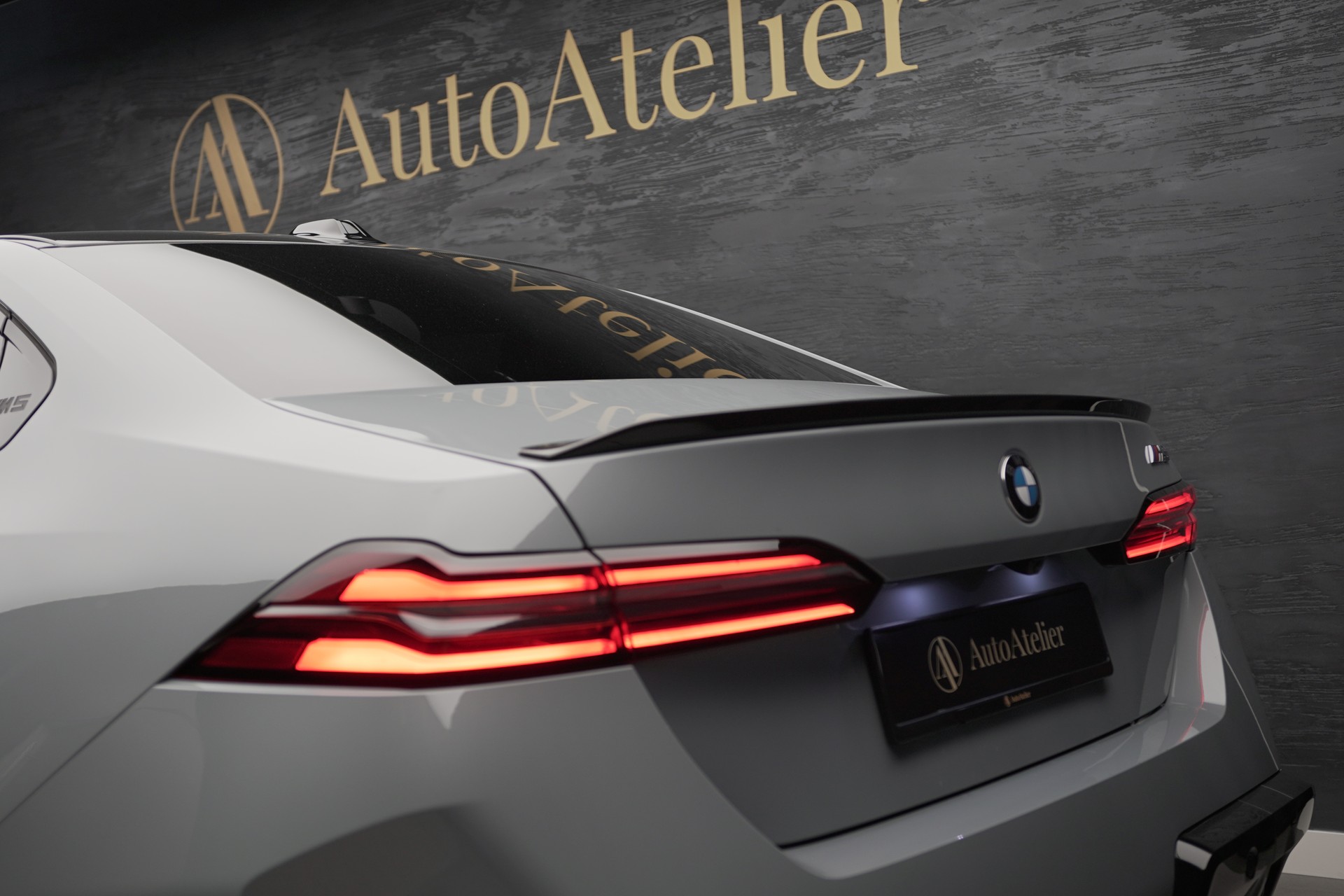BMW M5 xDrive-image-14