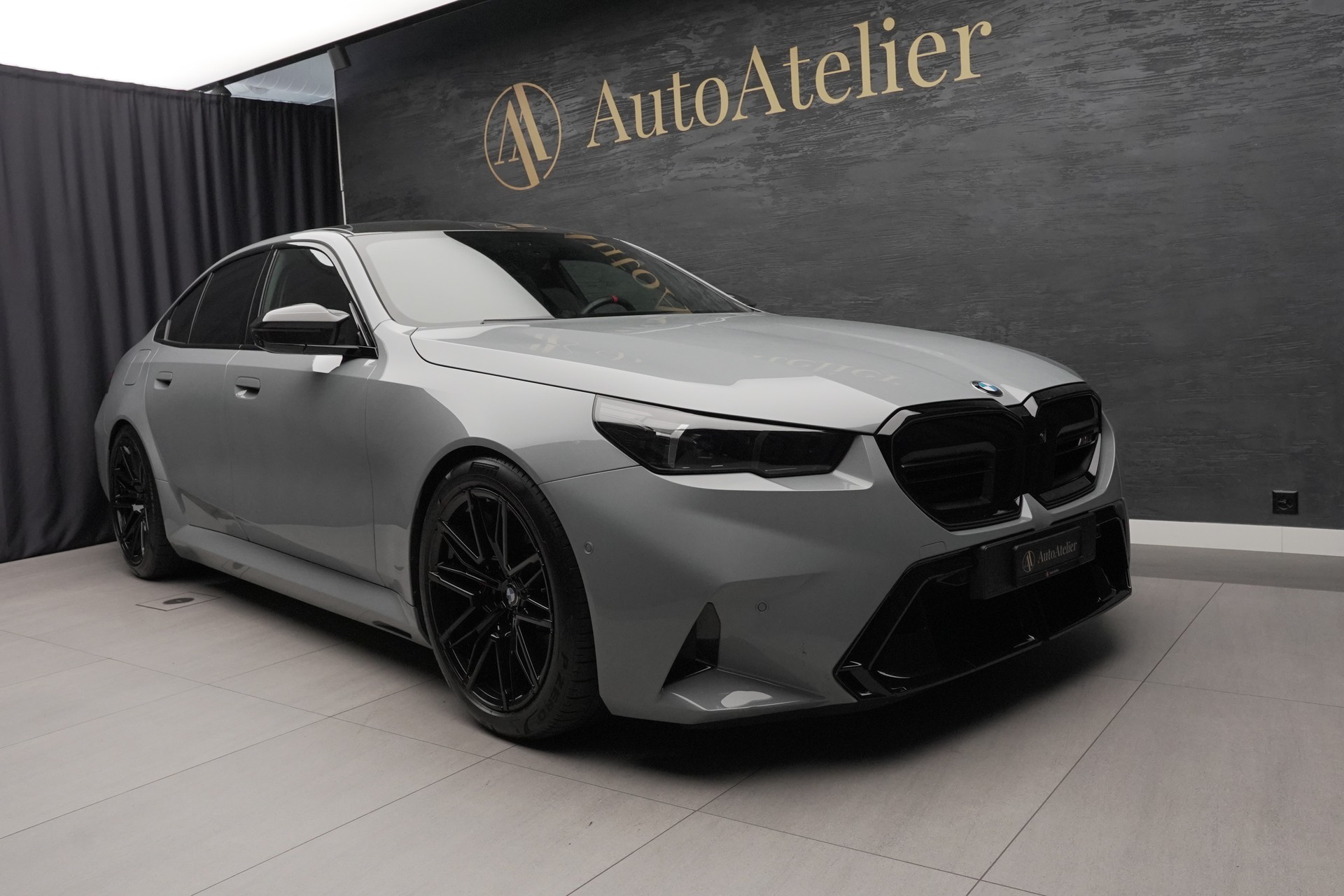 BMW M5 xDrive