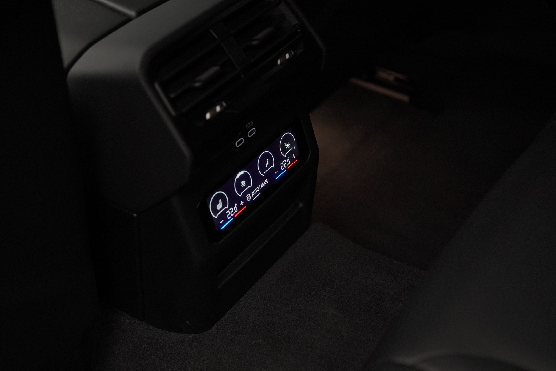 BMW M5 xDrive-image-21