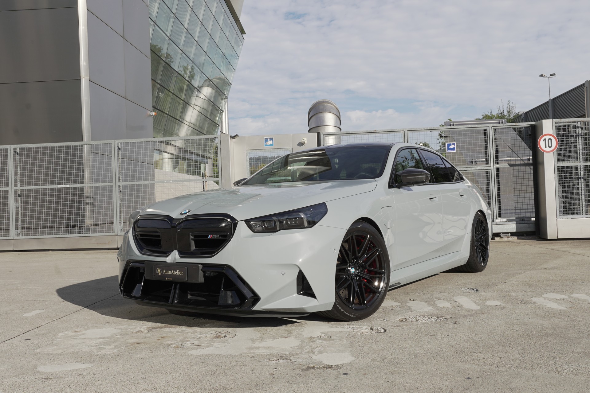 BMW M5 xDrive-image-8