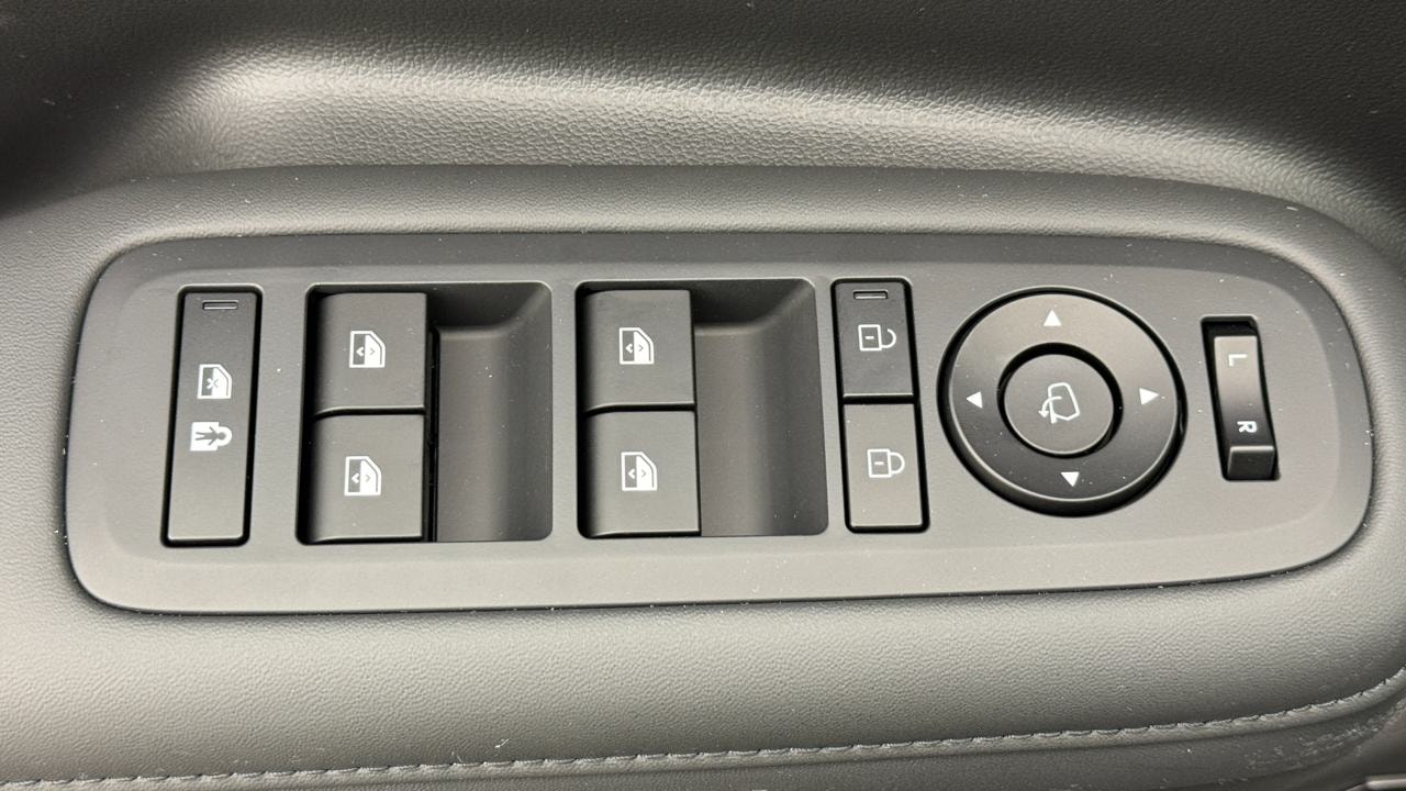 HYUNDAI Santa Fe 1.6 T-GDi PHEV Calligraphy 4WD Automatic-image-8