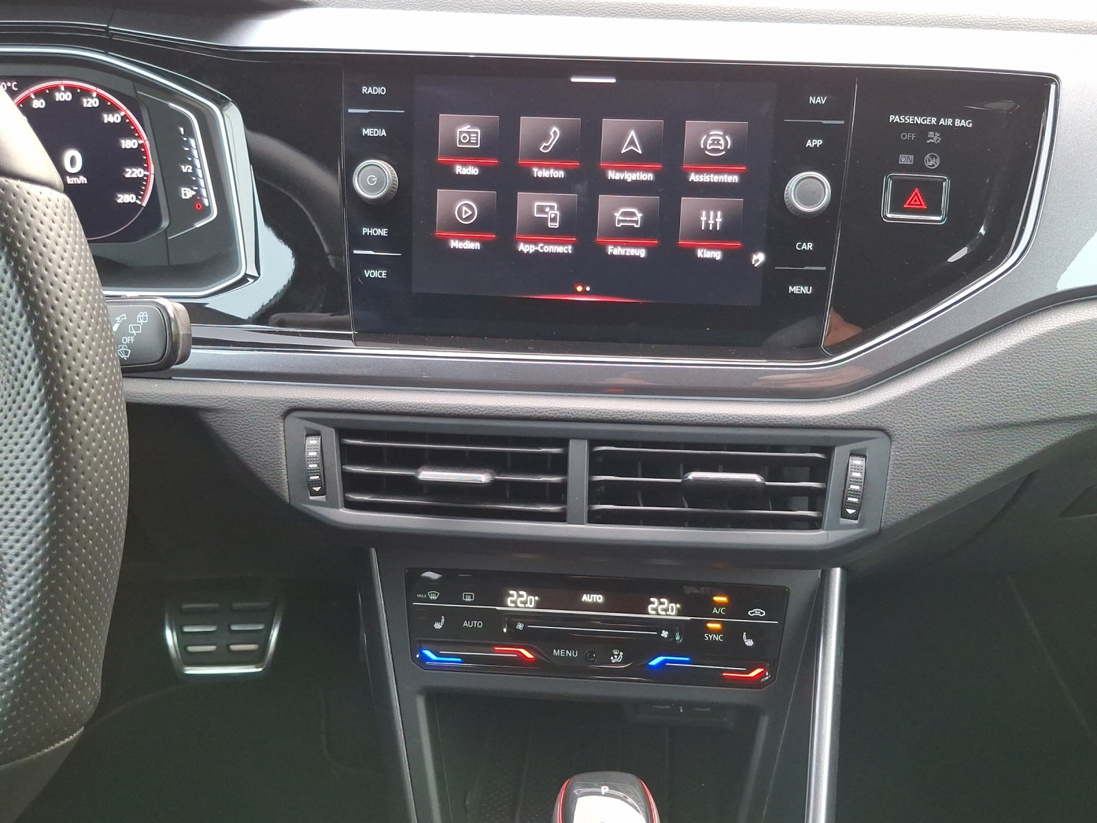 VW Polo 2.0 TSI GTI DSG-image-10