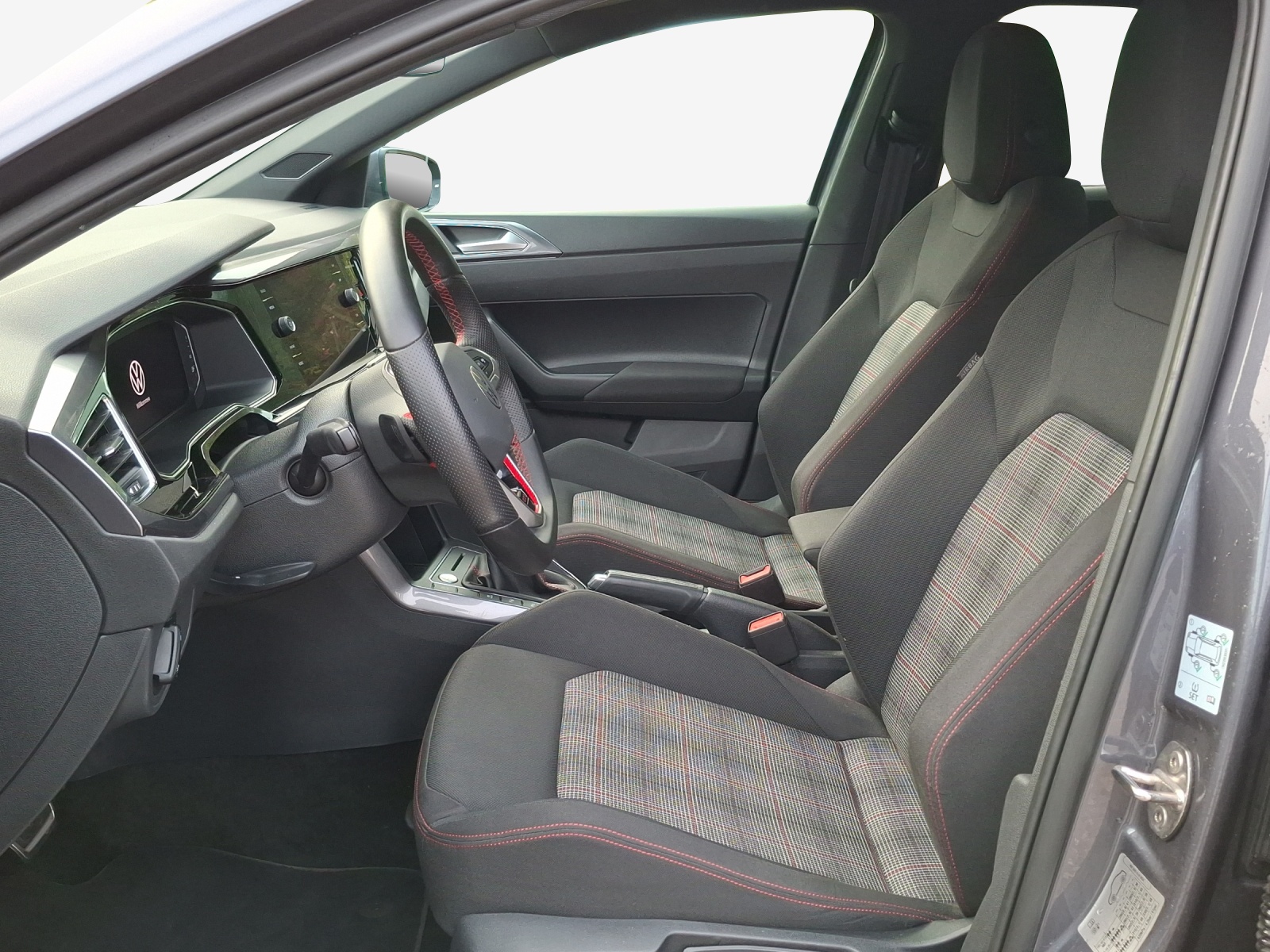 VW Polo 2.0 TSI GTI DSG-image-7