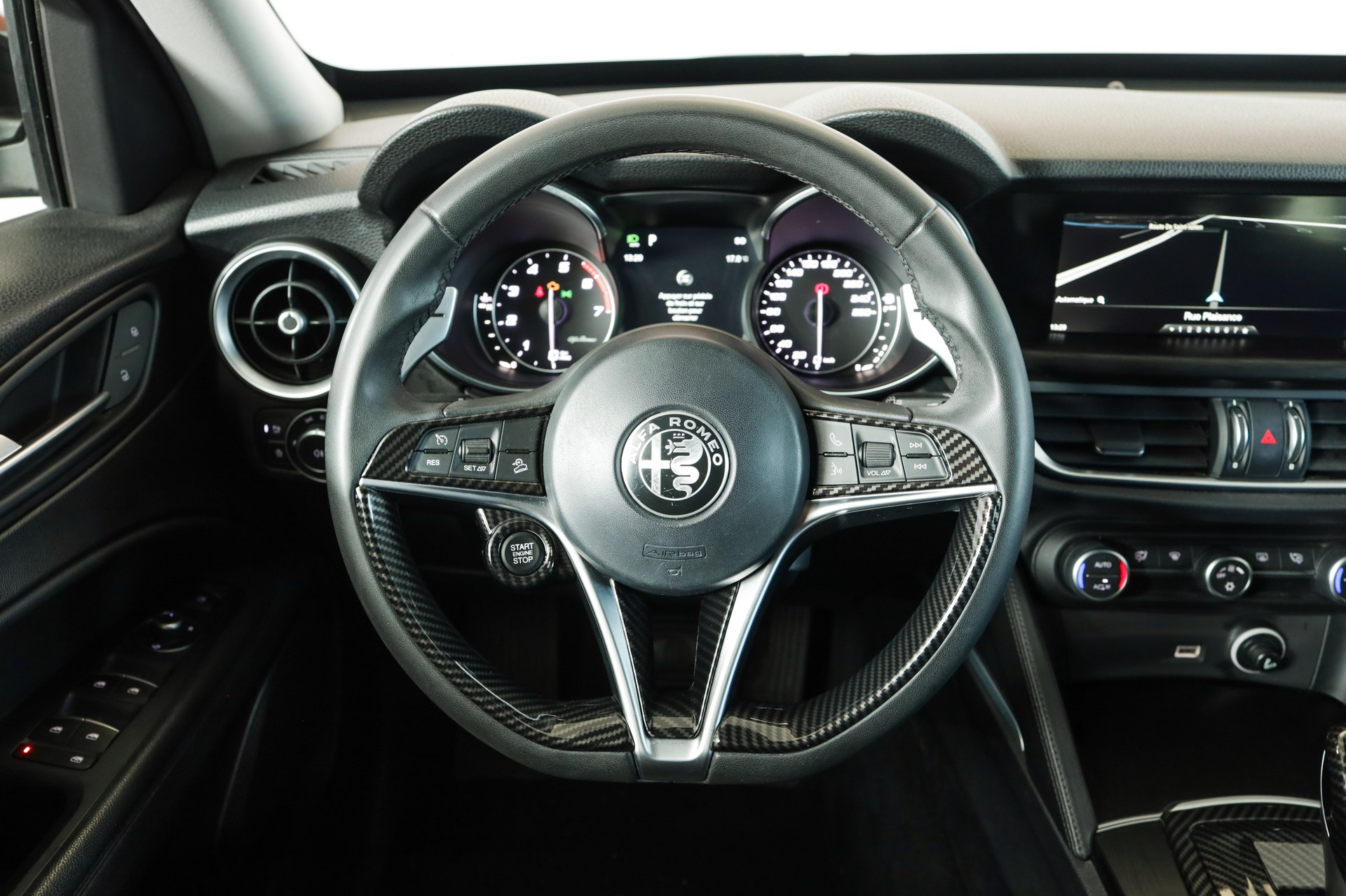 ALFA ROMEO Stelvio 2.0 Super Q4 Automatic Gris Vesuvio / Pack Driver Plus / Sièges électriques-image-10