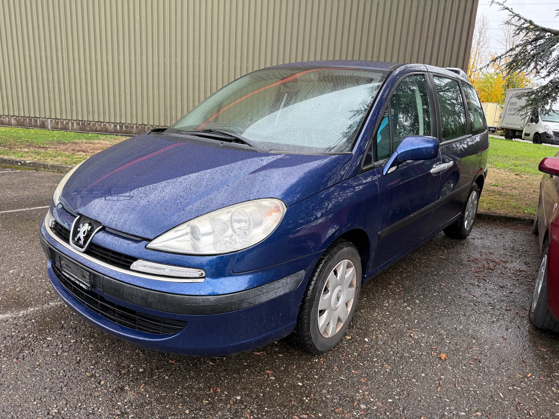 PEUGEOT 807 2.0 16V (SR) Family Automatic-image-2