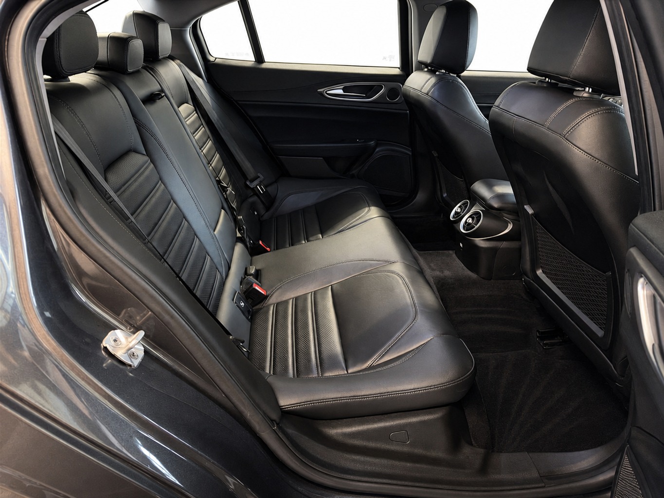 ALFA ROMEO Giulia 2.0 Q4 Veloce-image-30