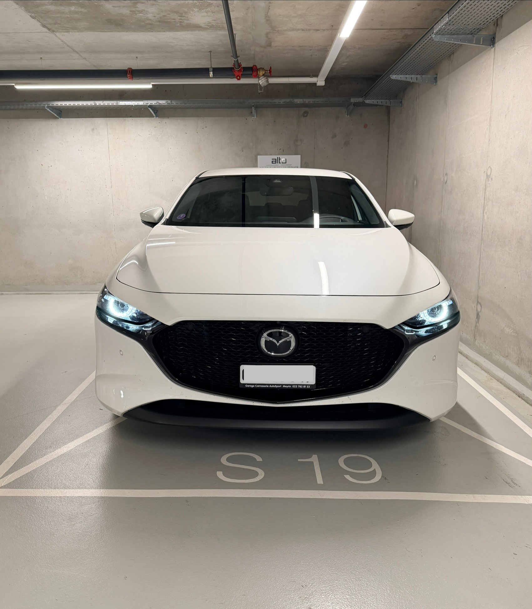 MAZDA 3 Hatchback SKYACTIV-X M Hybrid 180 Revolution AWD Automat-image-7