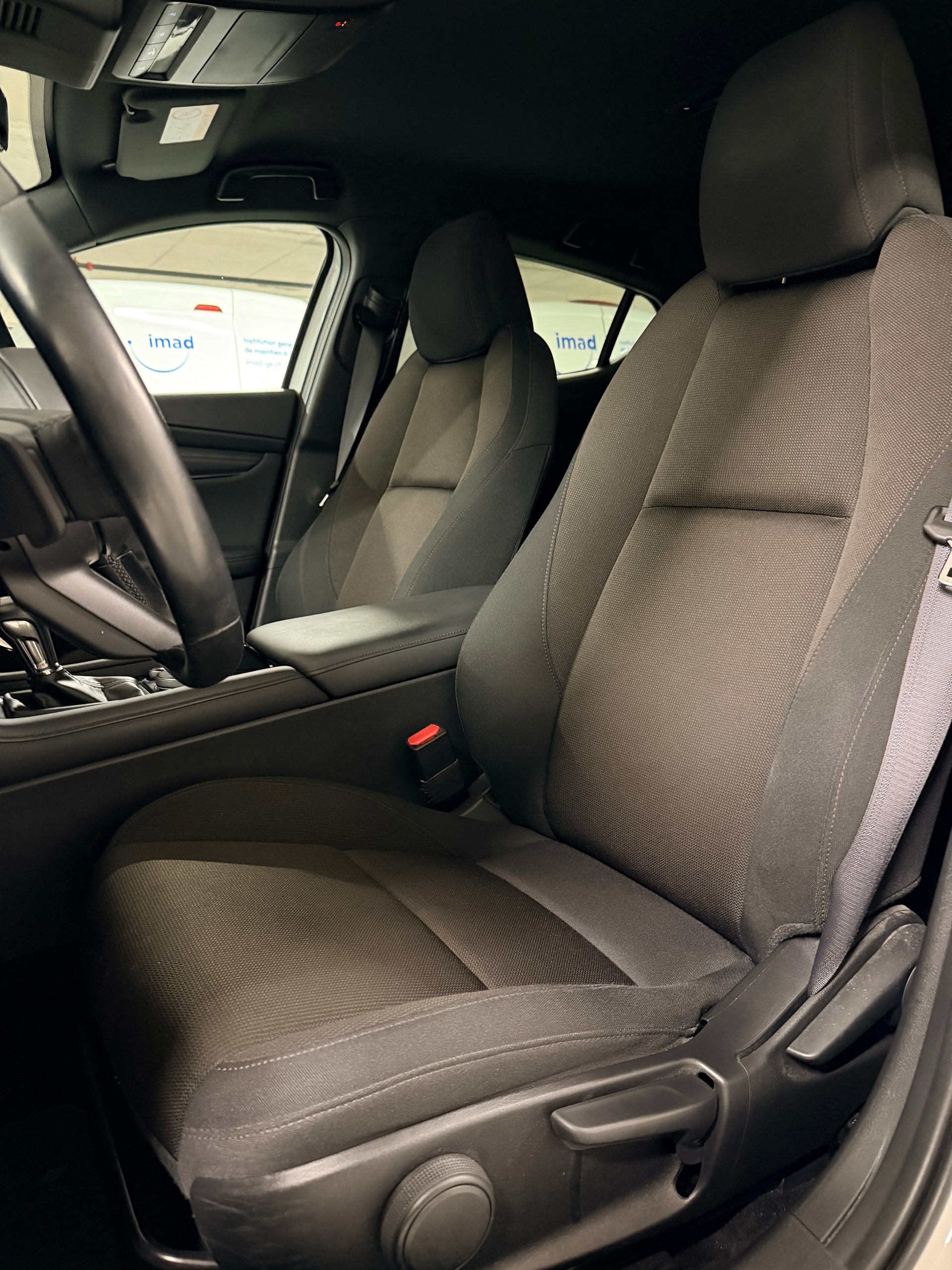 MAZDA 3 Hatchback SKYACTIV-X M Hybrid 180 Revolution AWD Automat-image-13