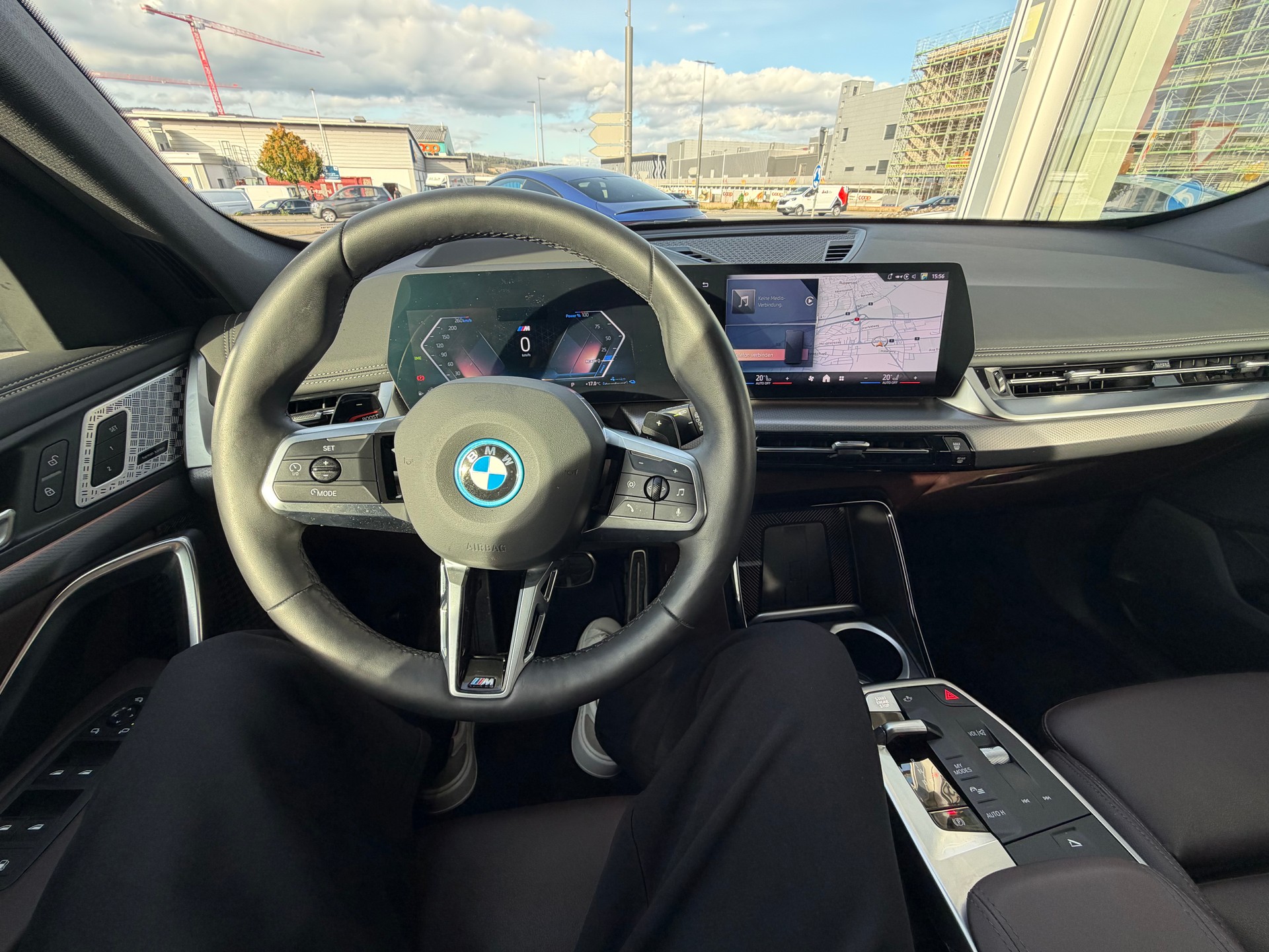 BMW X1 xDrive 30e M Sport-image-13