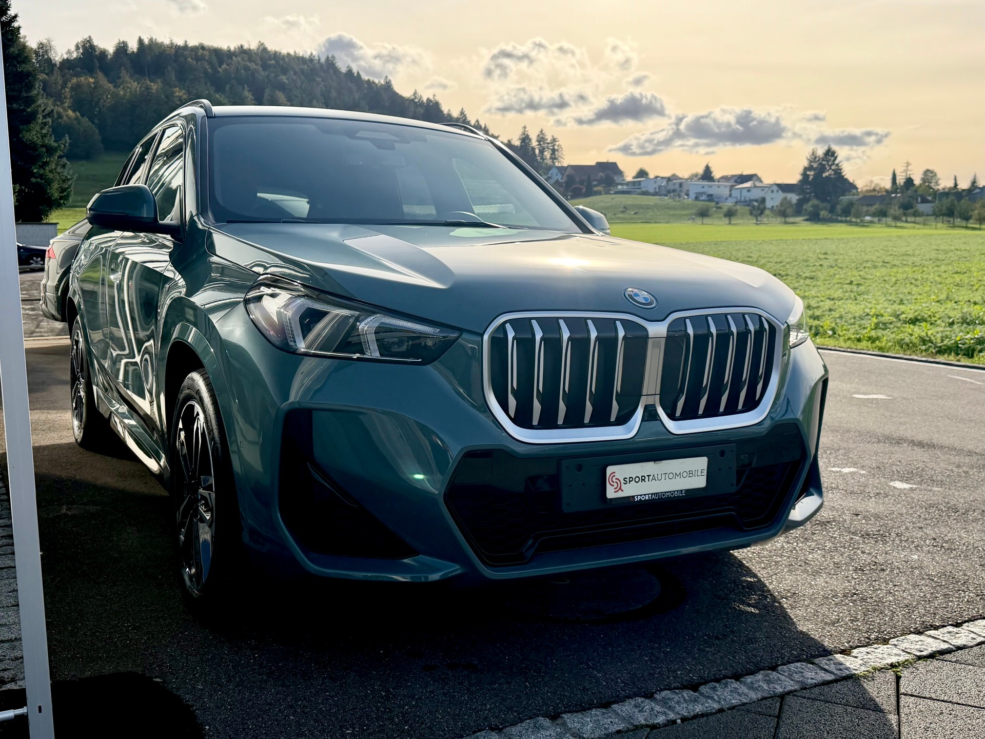 BMW X1 xDrive 30e M Sport-image-4