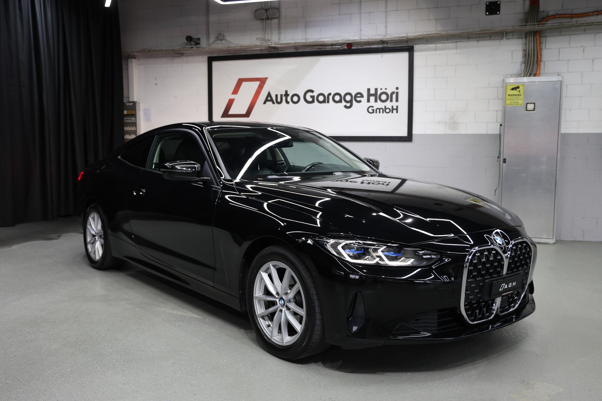 BMW 420i xDrive Coupé Steptronic G22-image-1