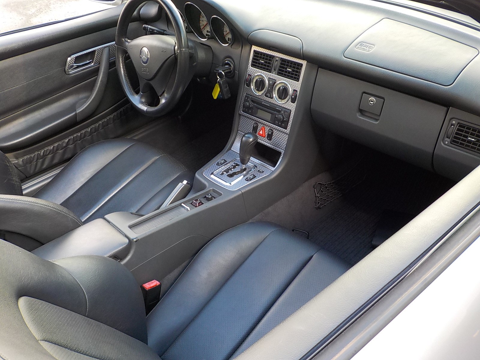 MERCEDES-BENZ SLK 320-image-10