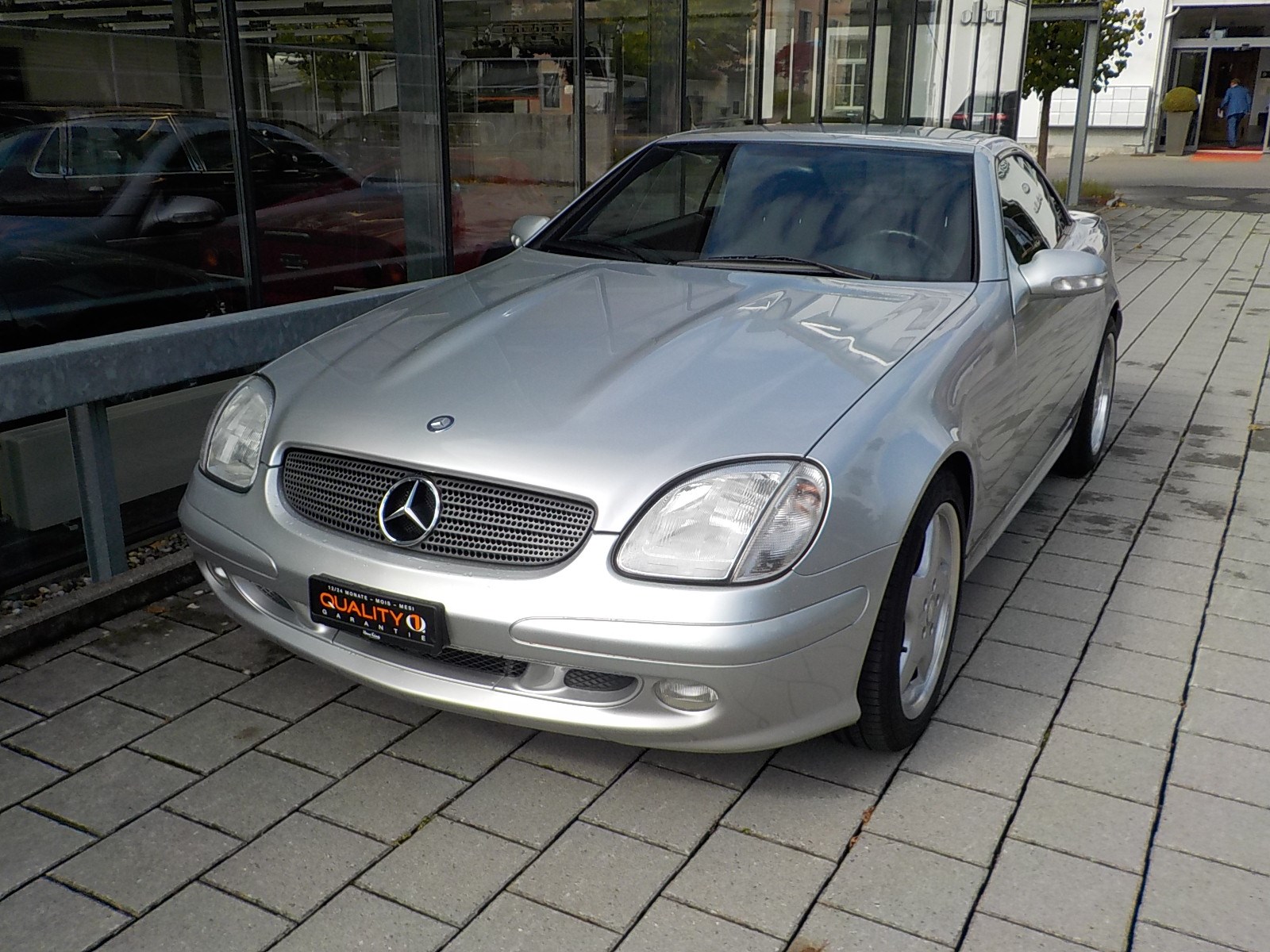 MERCEDES-BENZ SLK 320-image-2