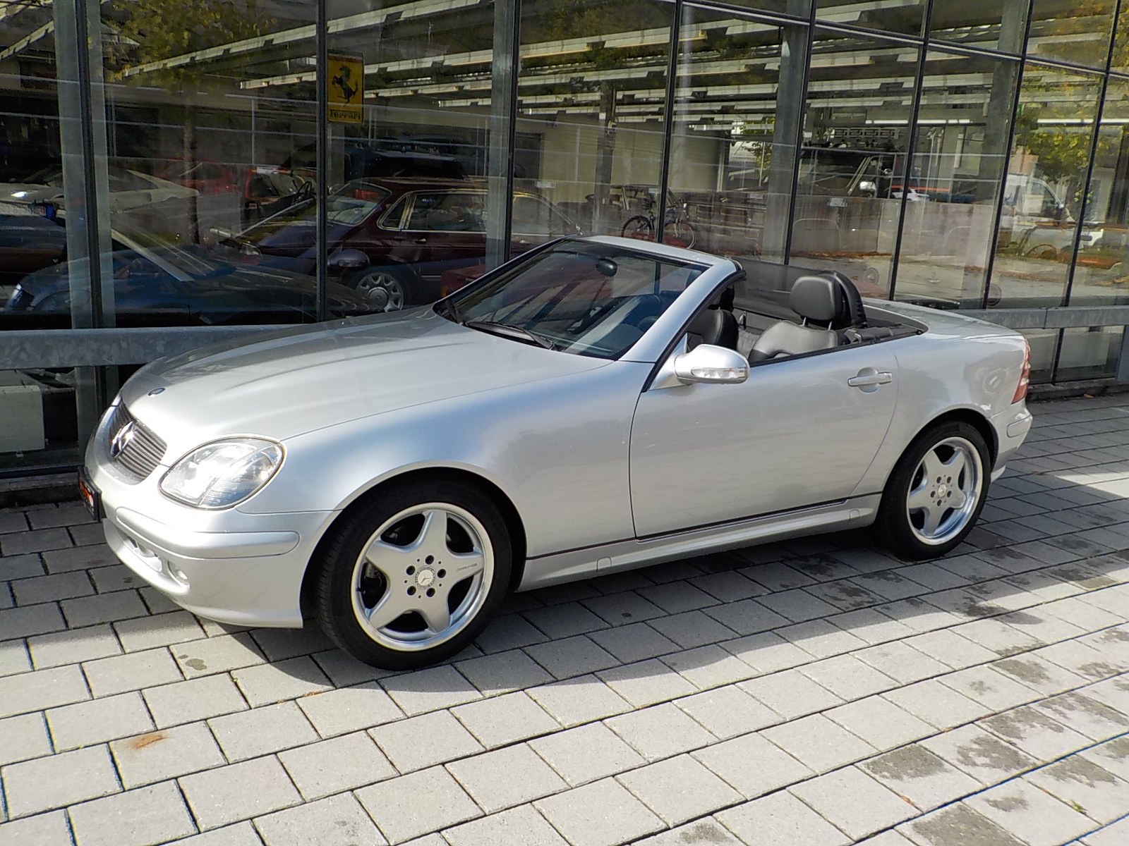 MERCEDES-BENZ SLK 320-image-5
