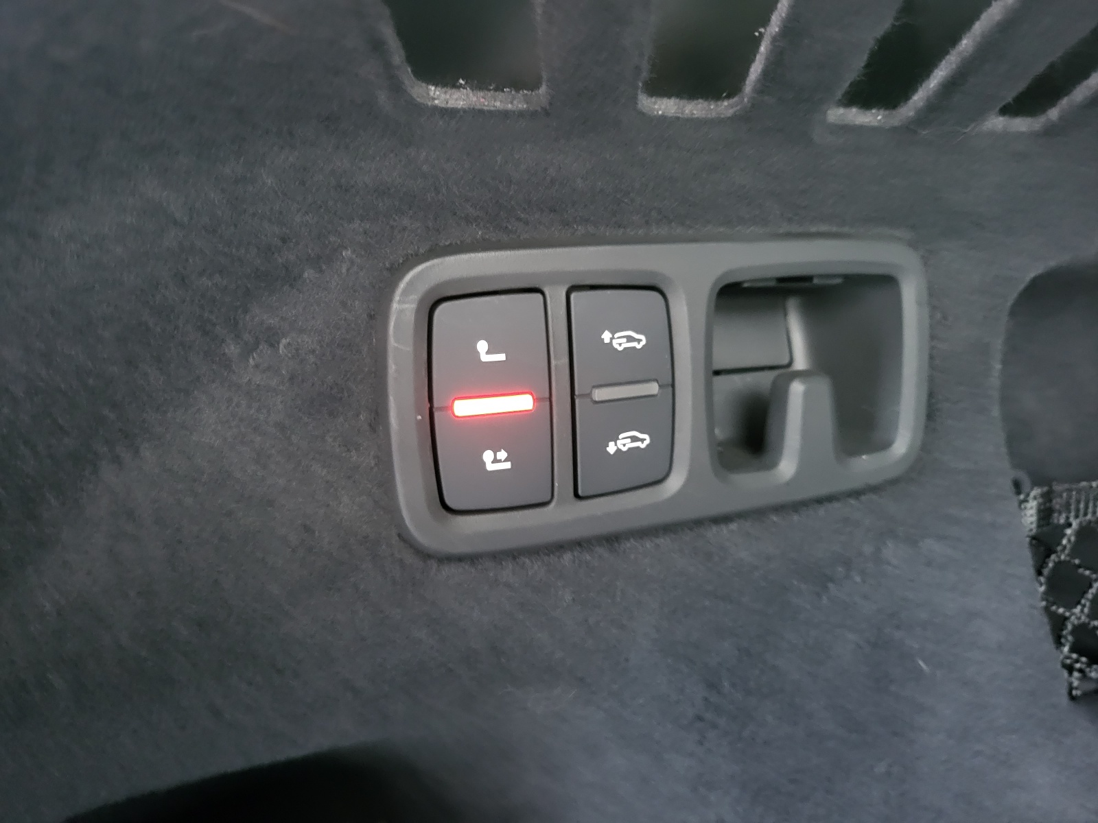 AUDI SQ8 TFSI quattro tiptronic-image-14