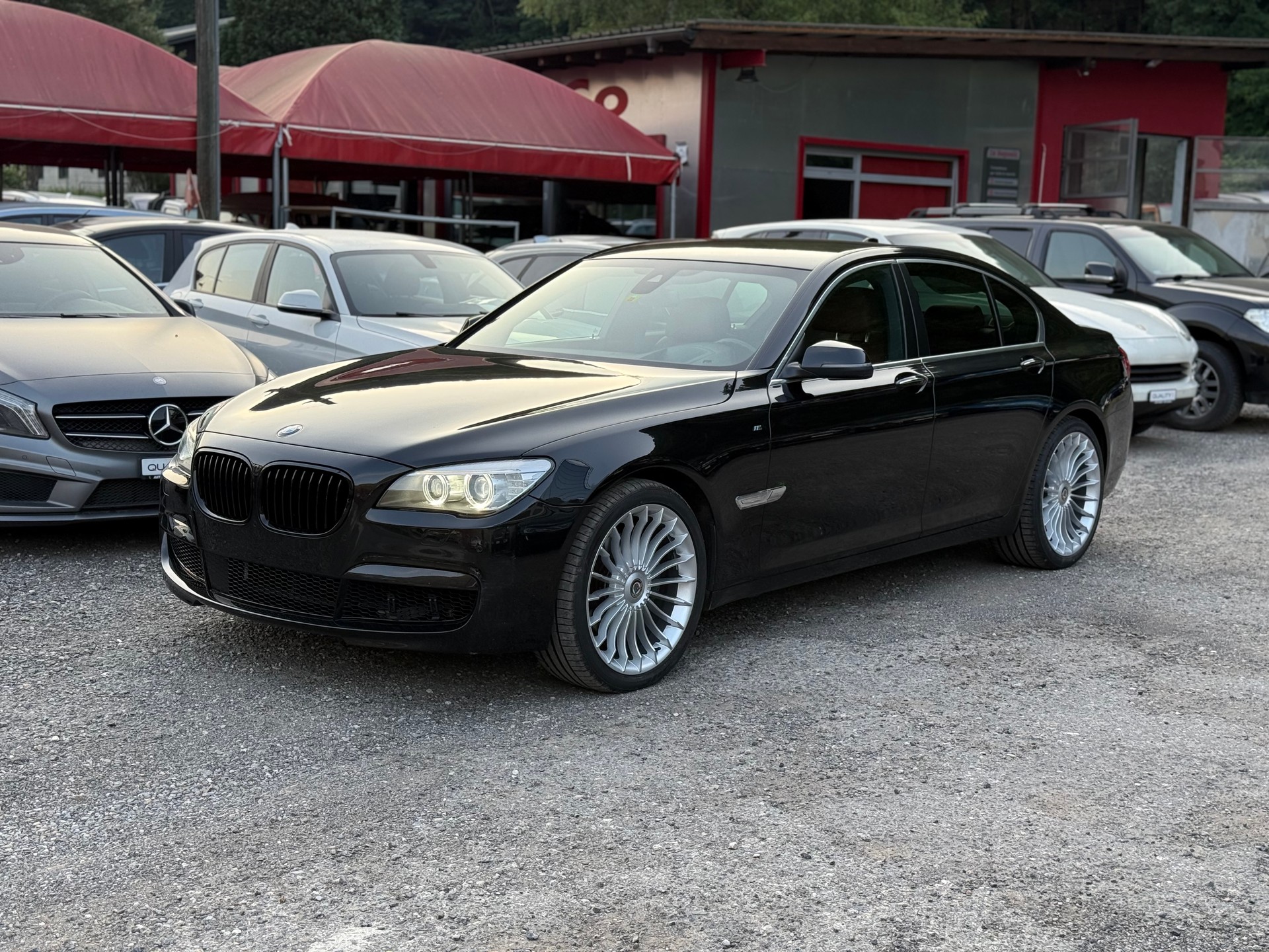 BMW 730d xDrive-image-0