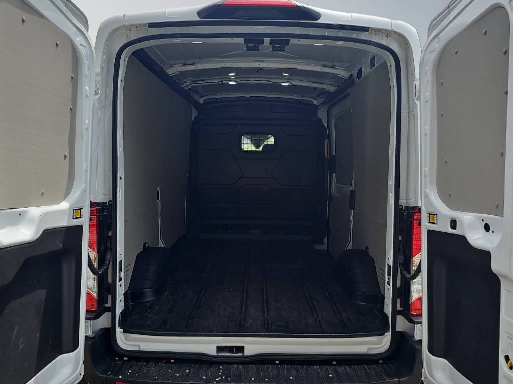 FORD E-Transit Van 350 L2H2 68kWh Trend-image-4