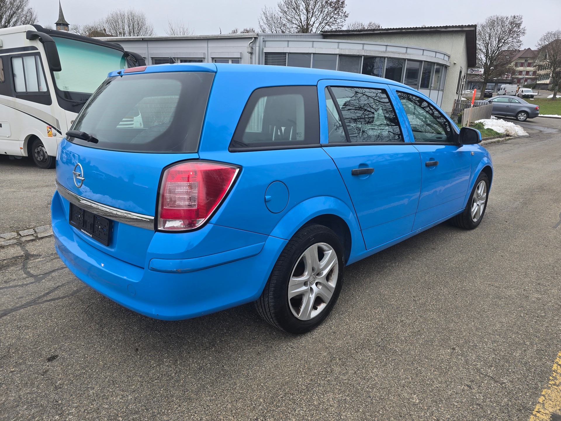 OPEL Astra Caravan 1.6i 16V-image-6