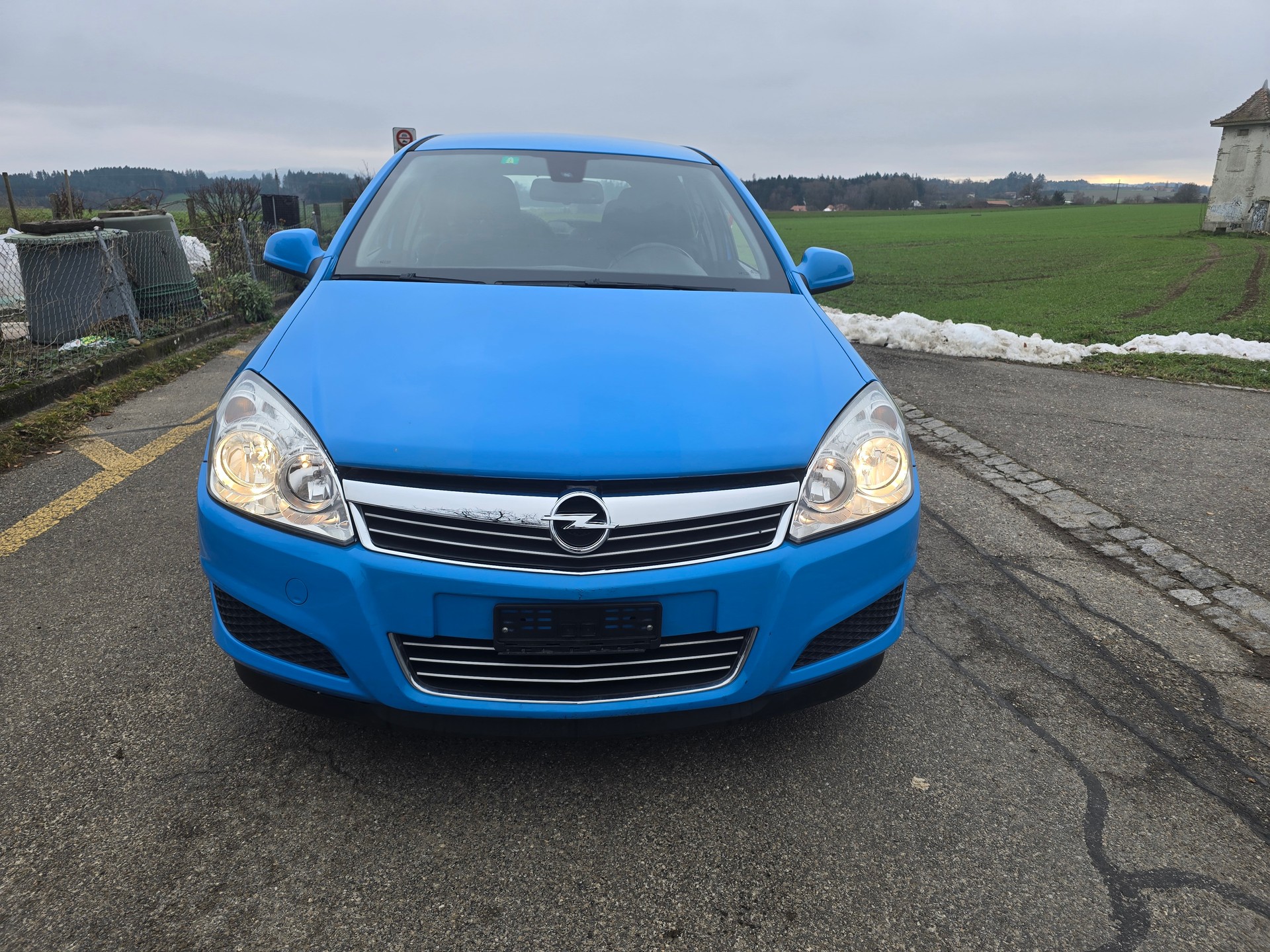 OPEL Astra Caravan 1.6i 16V-image-1