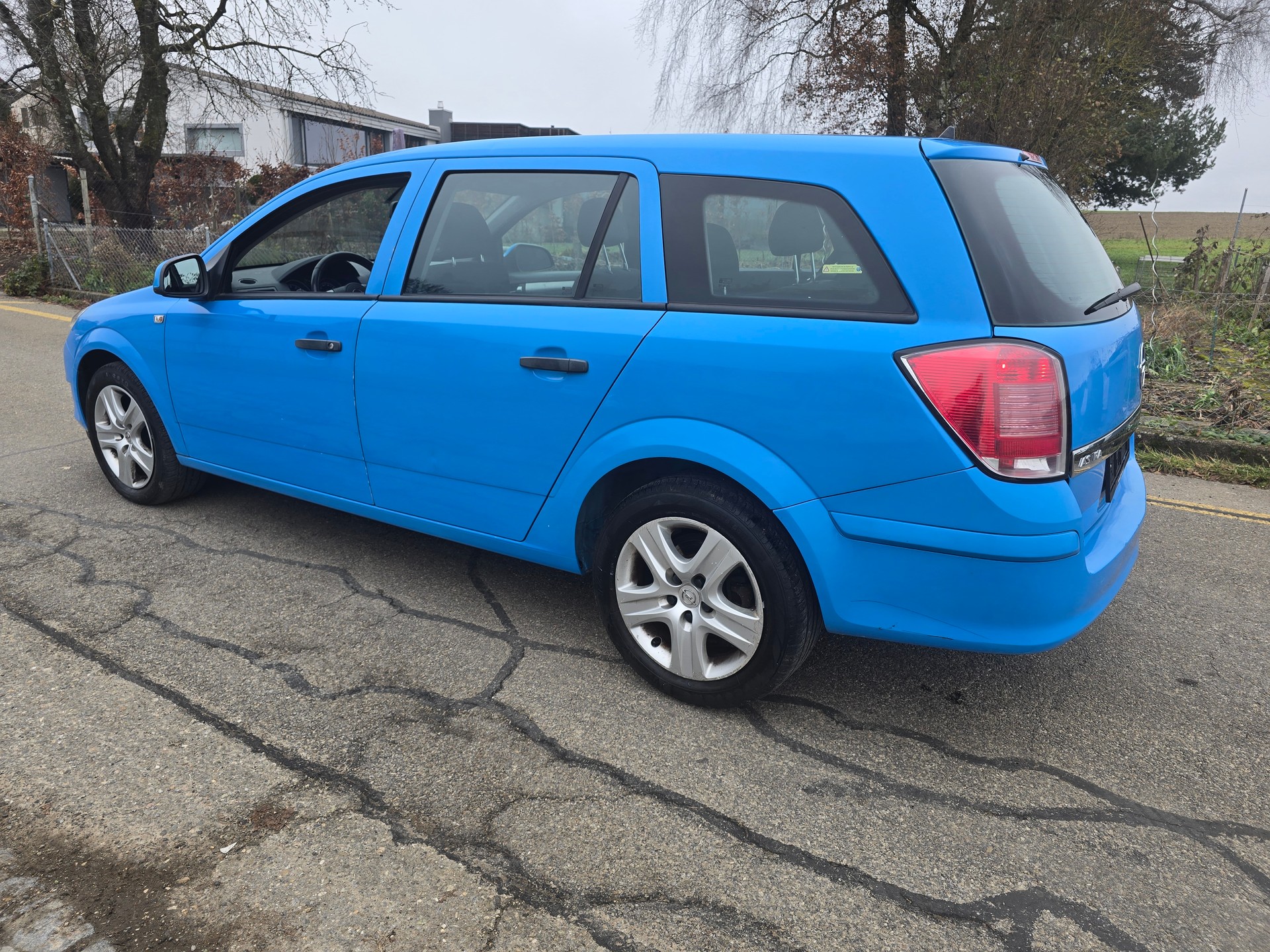 OPEL Astra Caravan 1.6i 16V-image-4