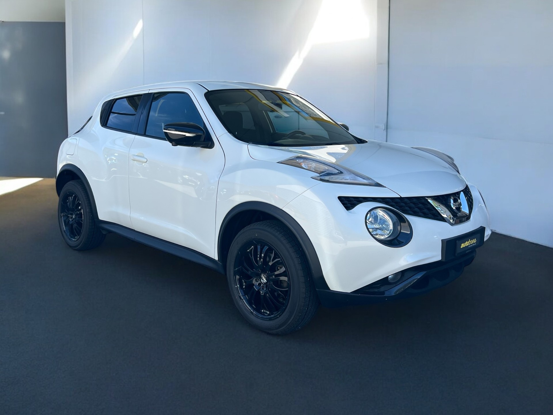 NISSAN Juke 1.2 DIG-T tekna-image-0