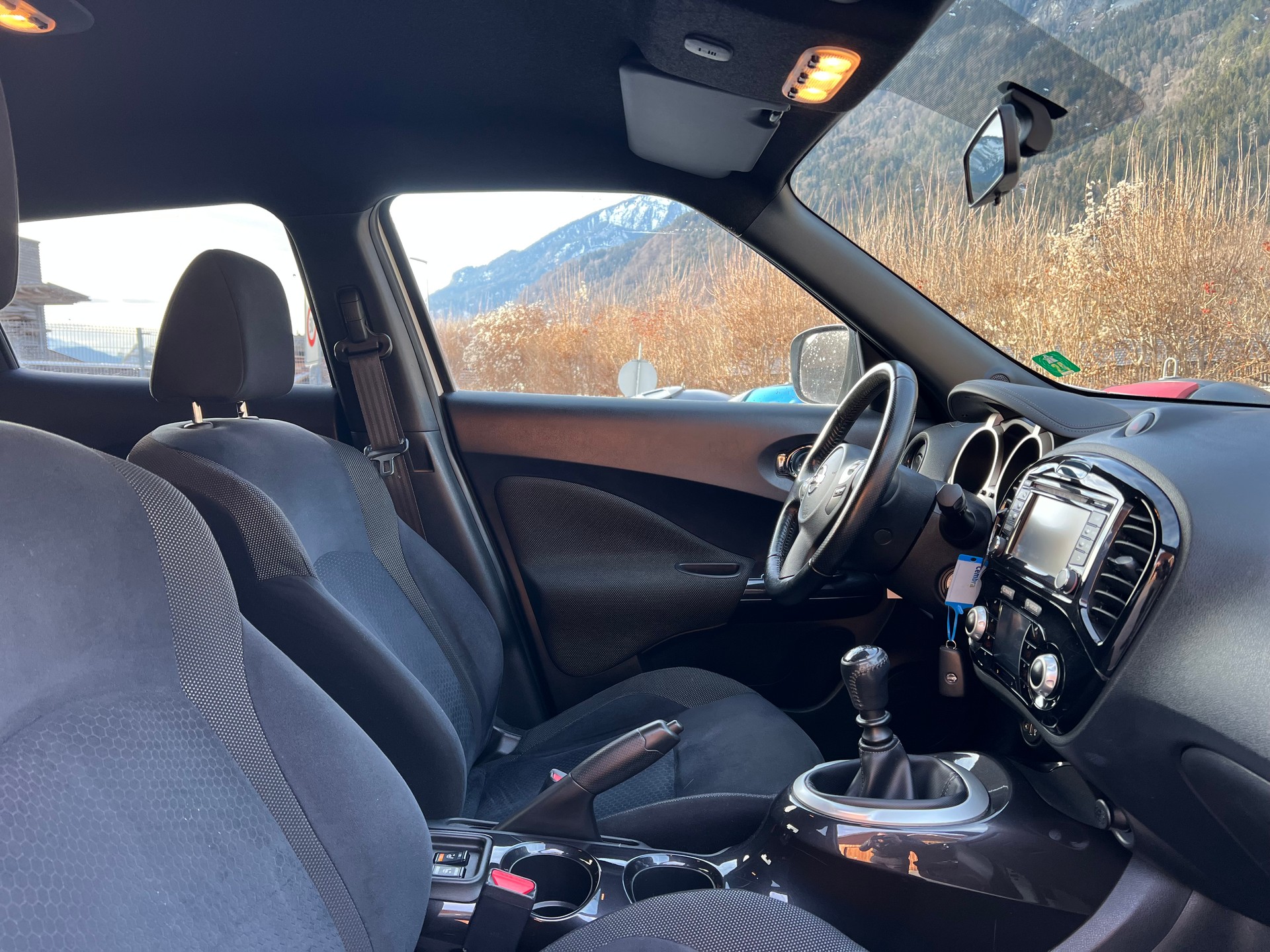 NISSAN Juke 1.2 DIG-T tekna-image-8