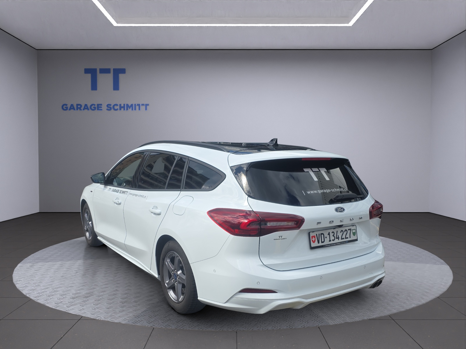 FORD Focus Station Wagon 1.0i EcoB ST-Line-showroom-element-1