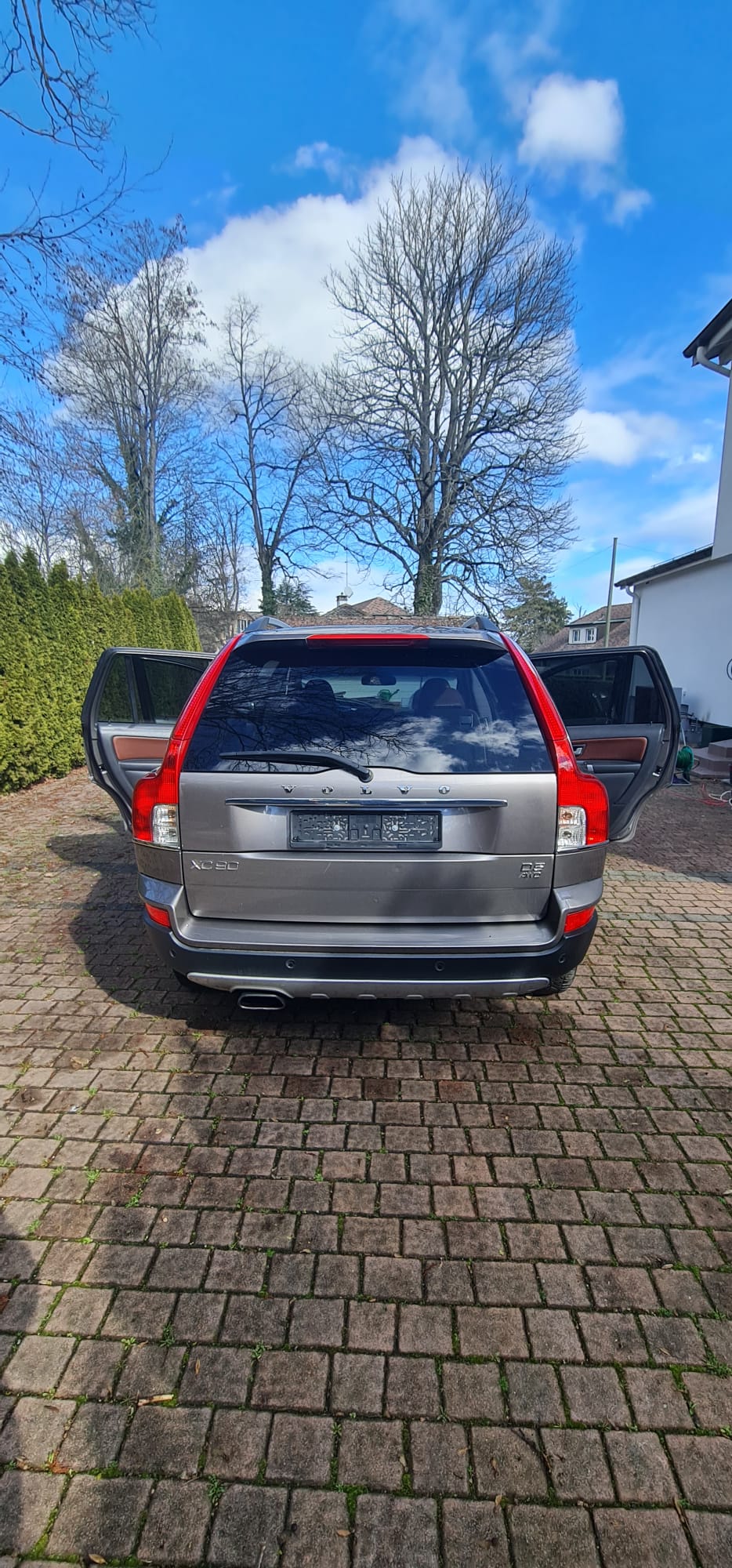VOLVO XC90 D5 AWD Ocean Race Geartronic-image-4