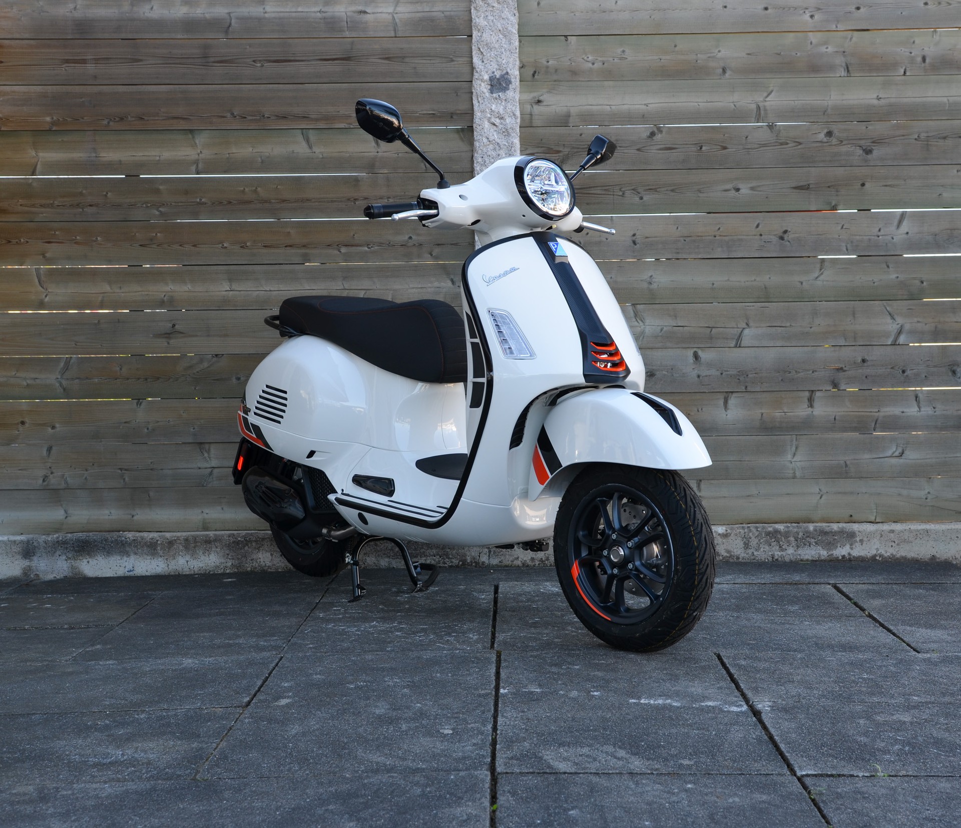PIAGGIO Vespa GTS 125 Super Sport RST Euro 5+-image-4