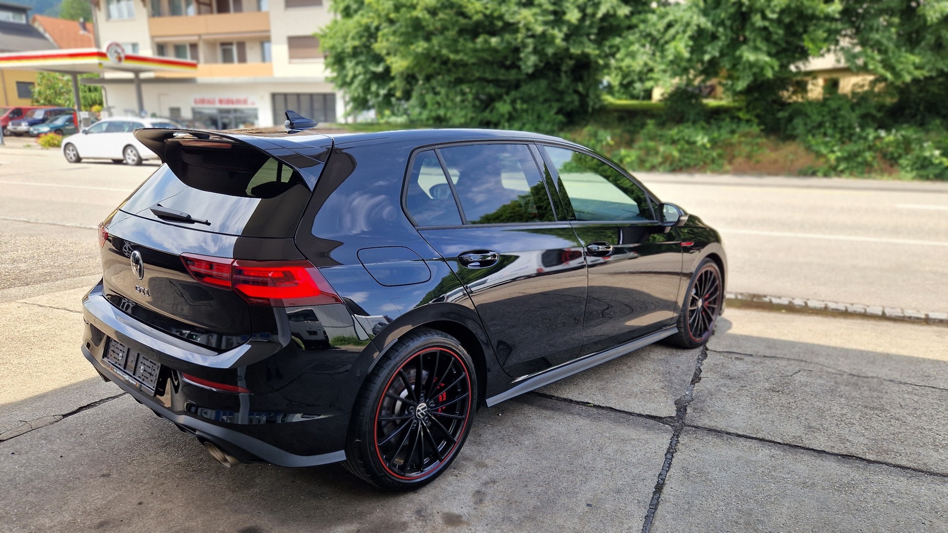 VW Golf 2.0 TSI GTI Clubsport DSG-image-3