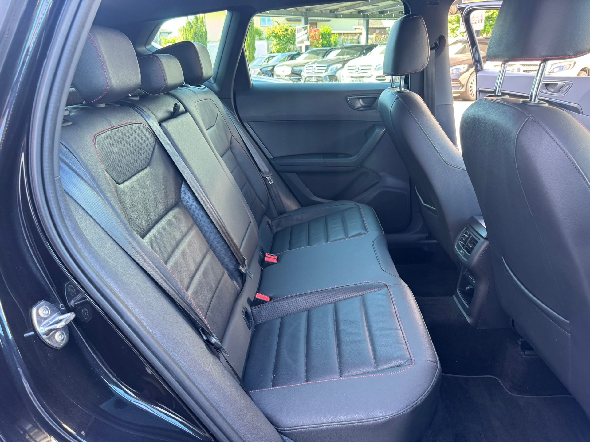 SEAT Ateca 2.0 TSI FR 4Drive DSG-image-12