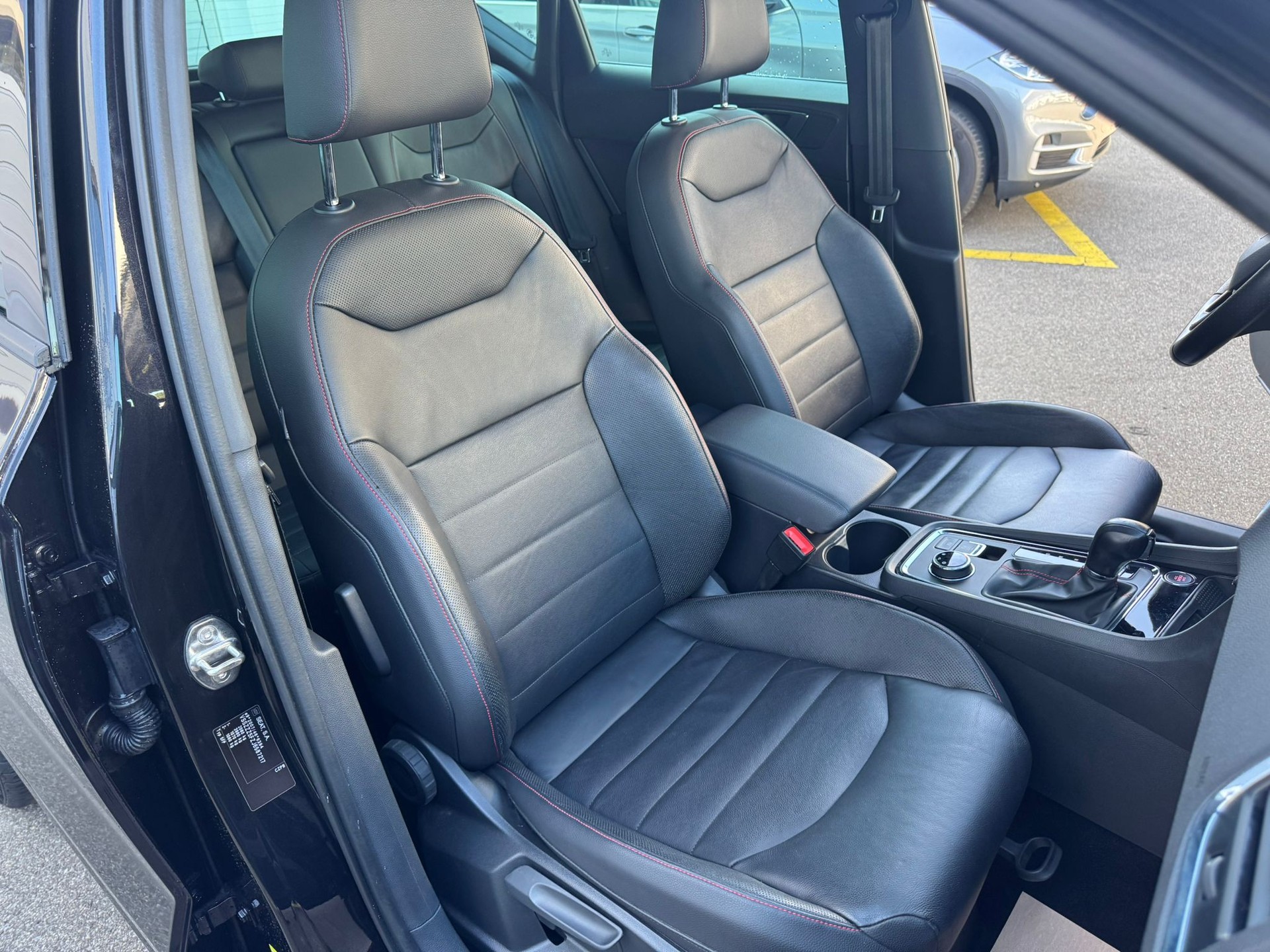 SEAT Ateca 2.0 TSI FR 4Drive DSG-image-11