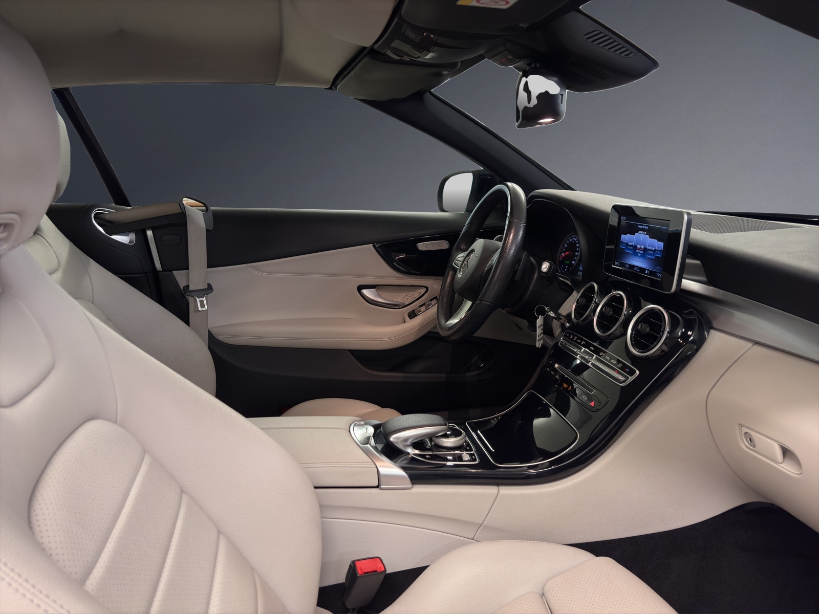 MERCEDES-BENZ C 200 4Matic-image-6