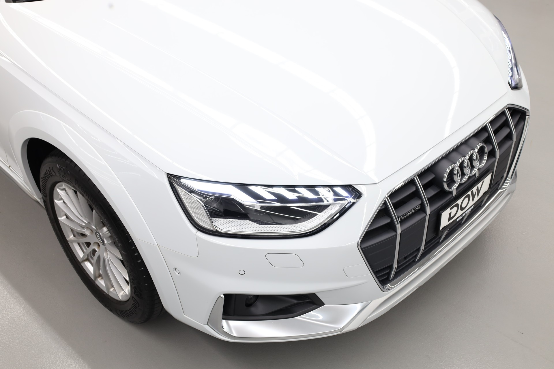 AUDI A4 Allroad 3.0 45 TDI quattro T-Tronic-image-7