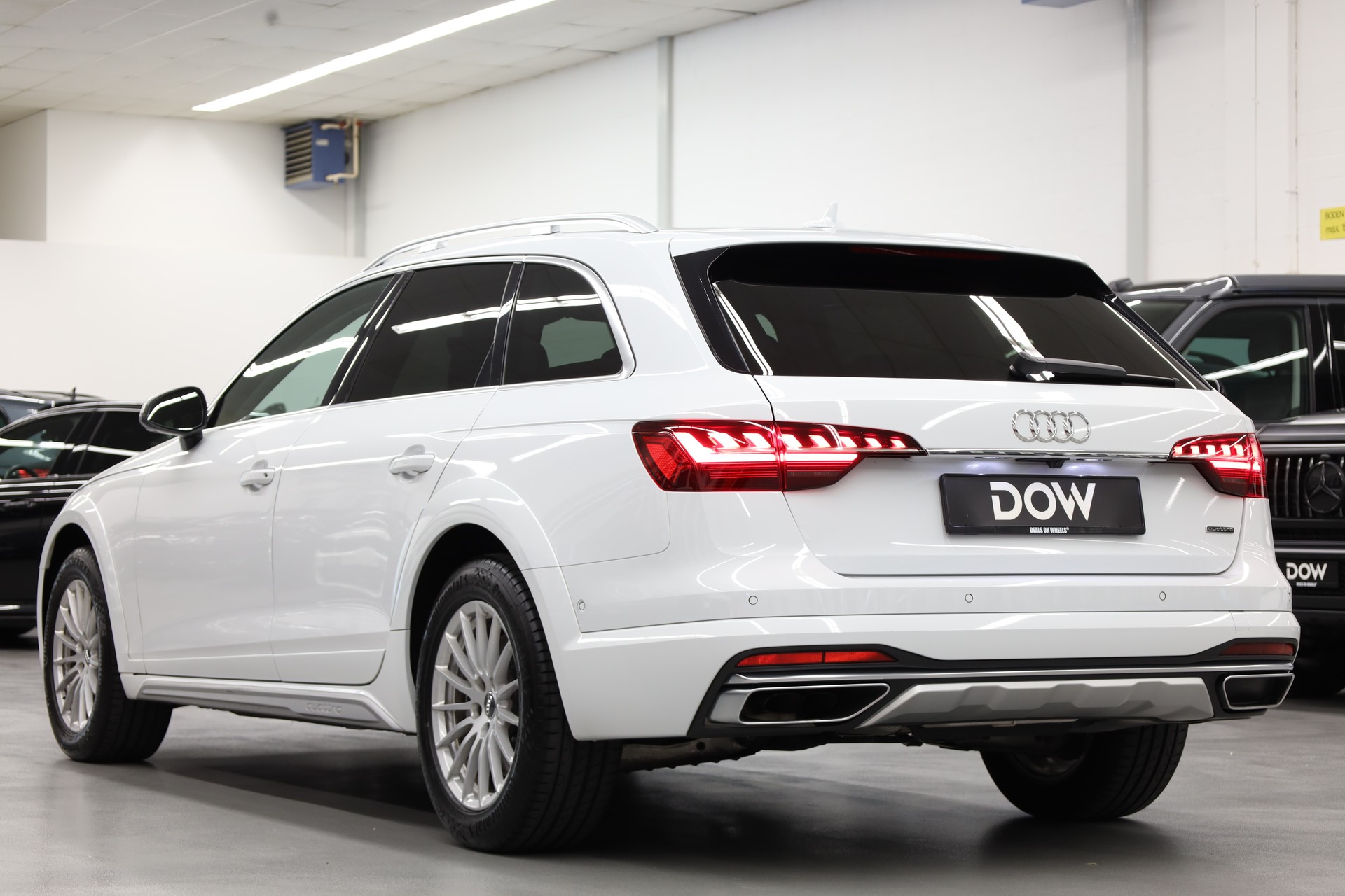 AUDI A4 Allroad 3.0 45 TDI quattro T-Tronic-image-3