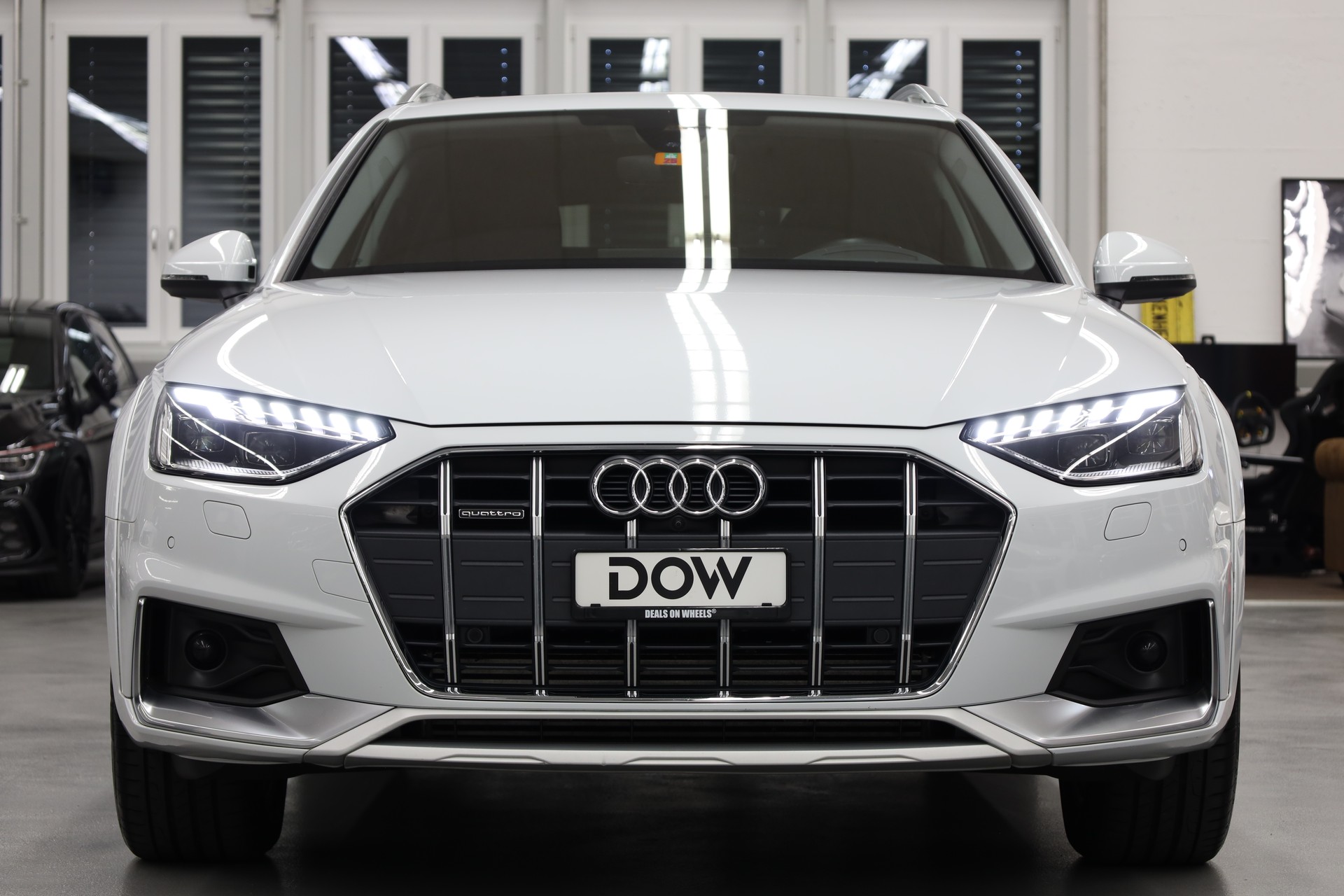 AUDI A4 Allroad 3.0 45 TDI quattro T-Tronic-image-5
