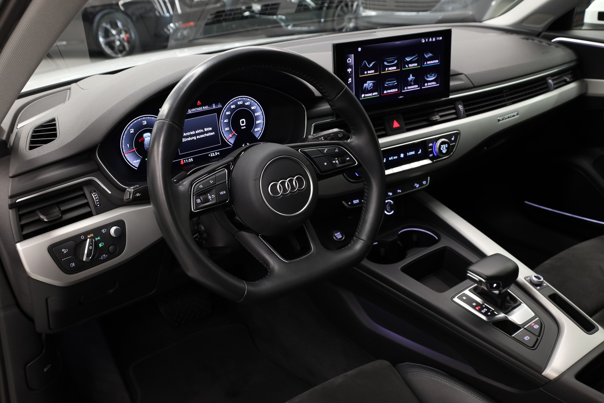 AUDI A4 Allroad 3.0 45 TDI quattro T-Tronic-image-16