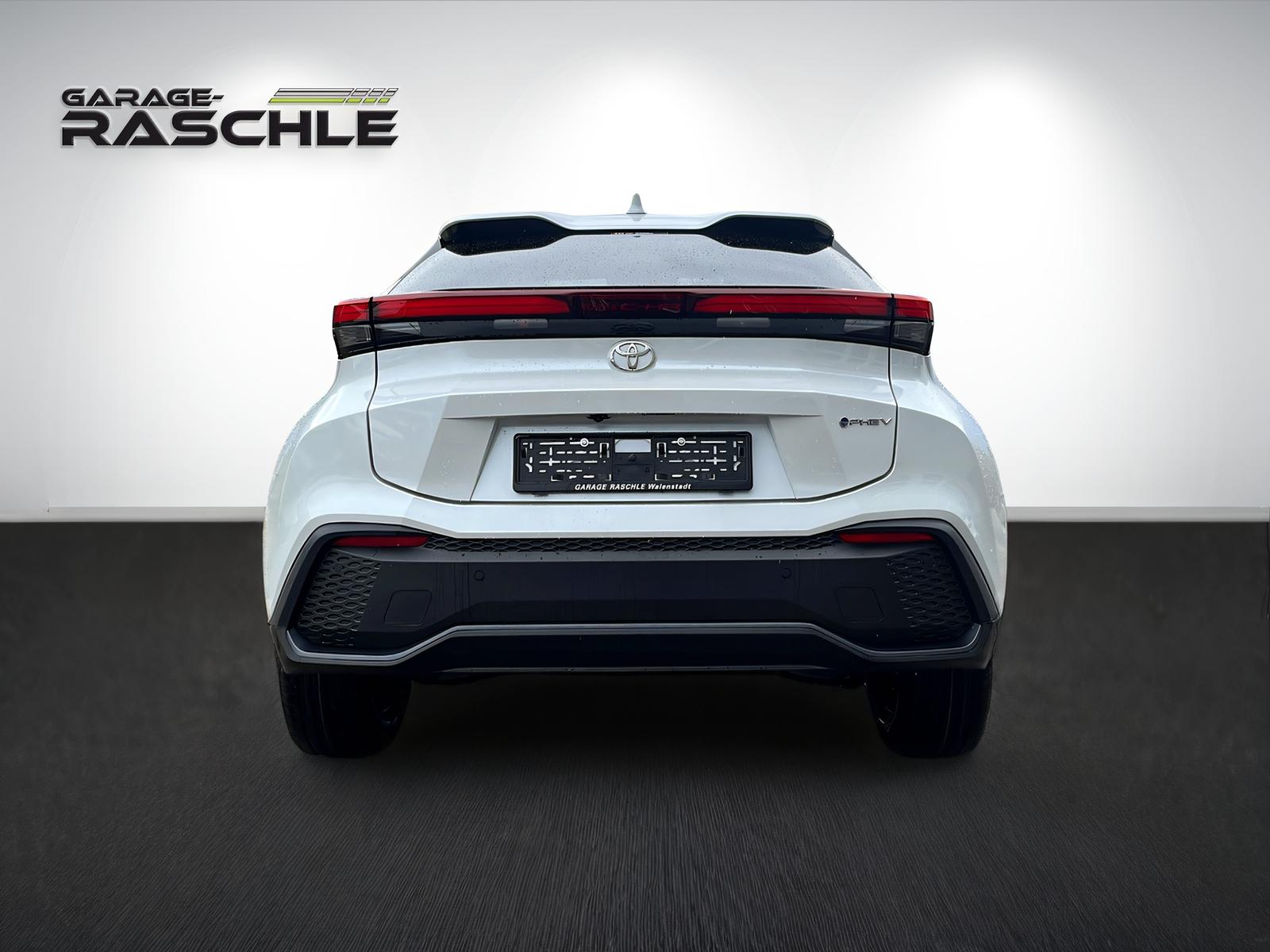 TOYOTA C-HR 2.0 PHEV Swiss Edition-image-4