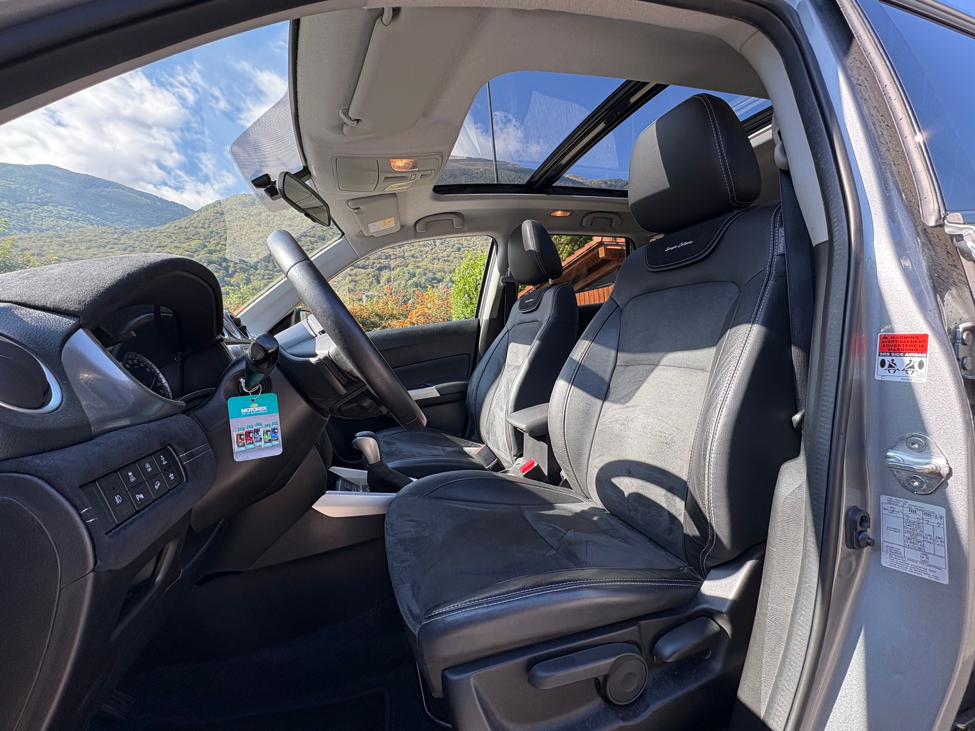 SUZUKI Vitara 1.6 TD Compact Top TCSS-image-8