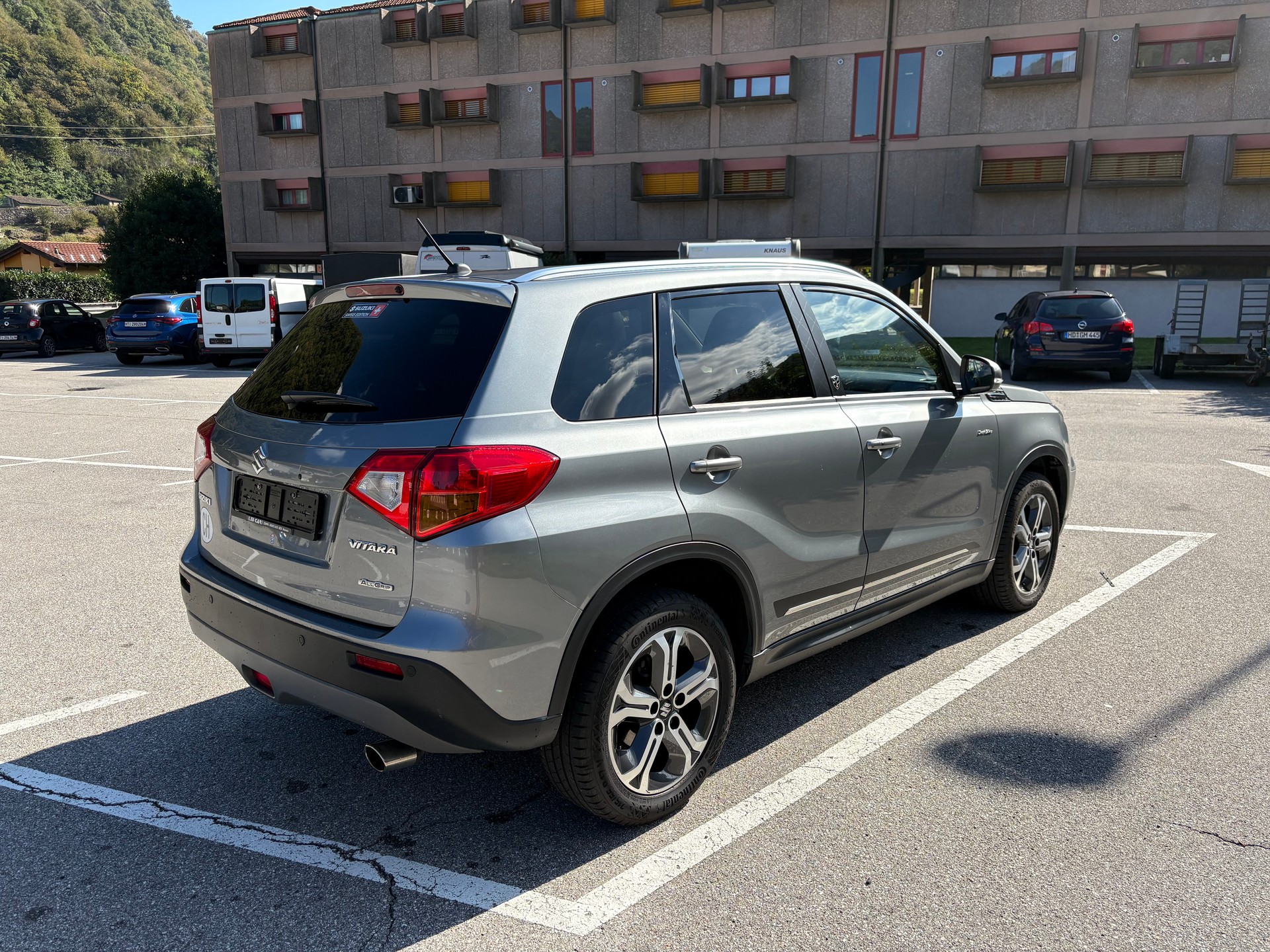 SUZUKI Vitara 1.6 TD Compact Top TCSS-image-3