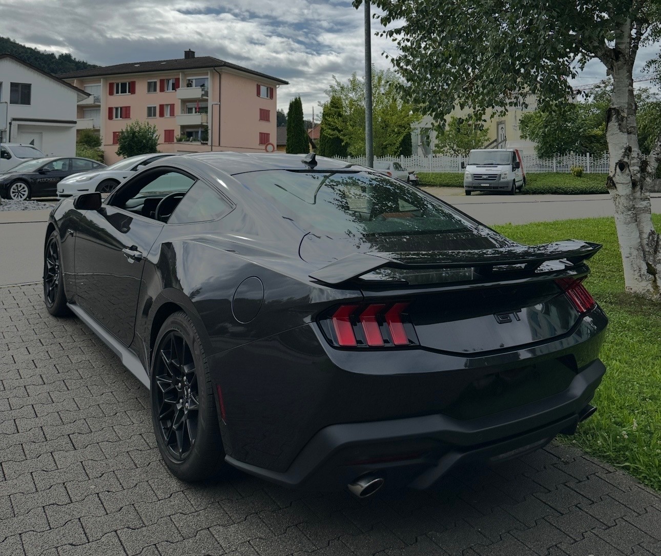 FORD Mustang Fastback 5.0 V8 Mach 1 Automat-image-2