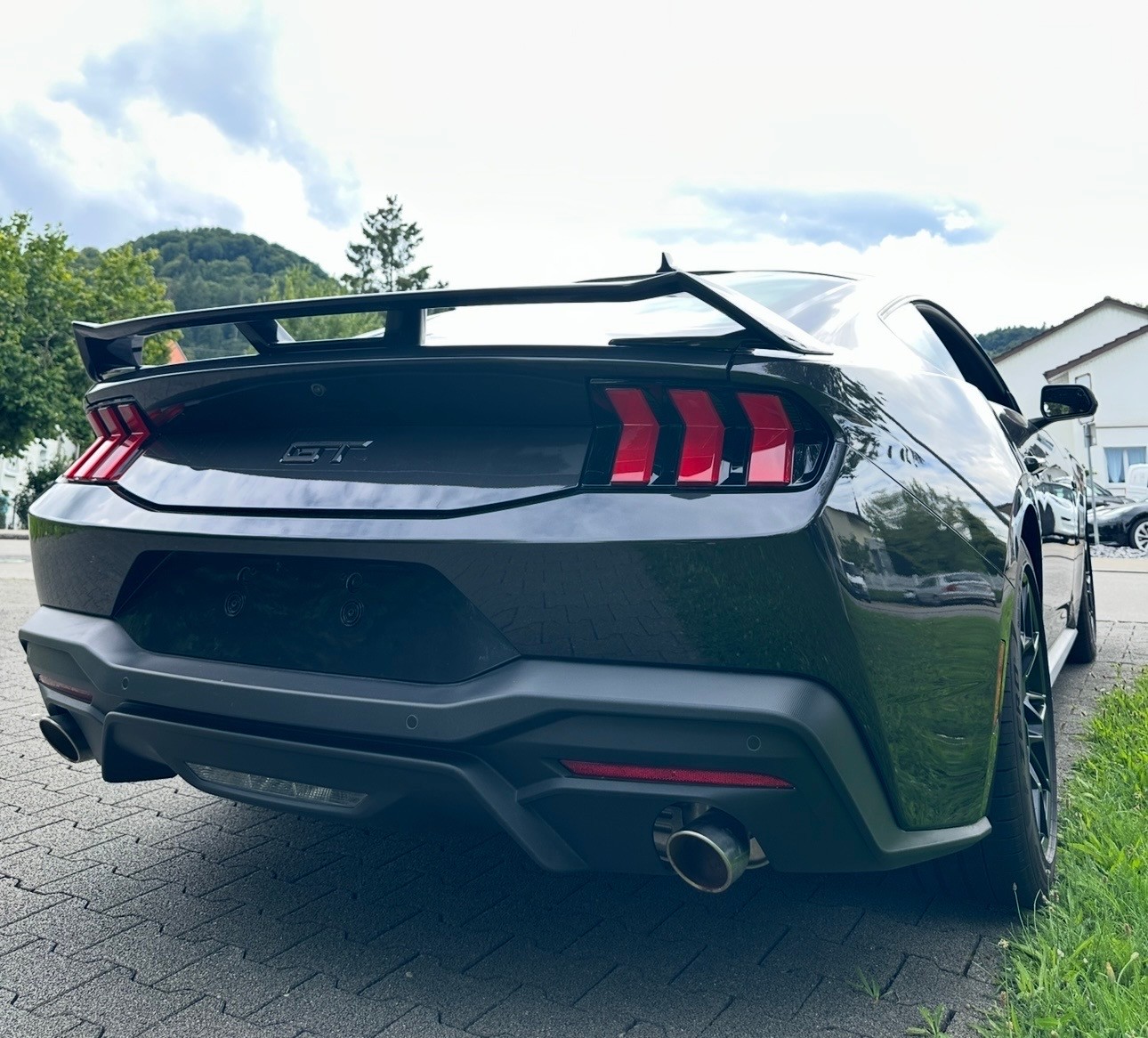 FORD Mustang Fastback 5.0 V8 Mach 1 Automat-image-3