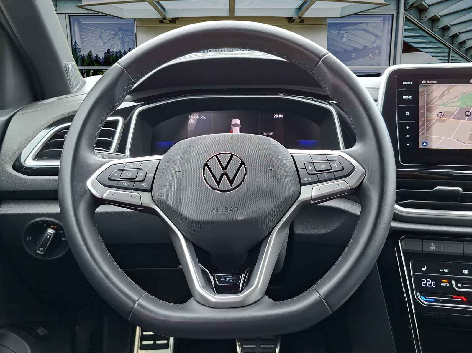 VW T-Roc 2.0 TSI R-Line DSG 4Motion-image-11