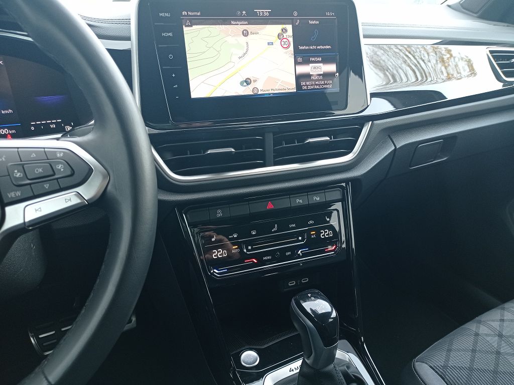 VW T-Roc 2.0 TSI R-Line DSG 4Motion-image-14