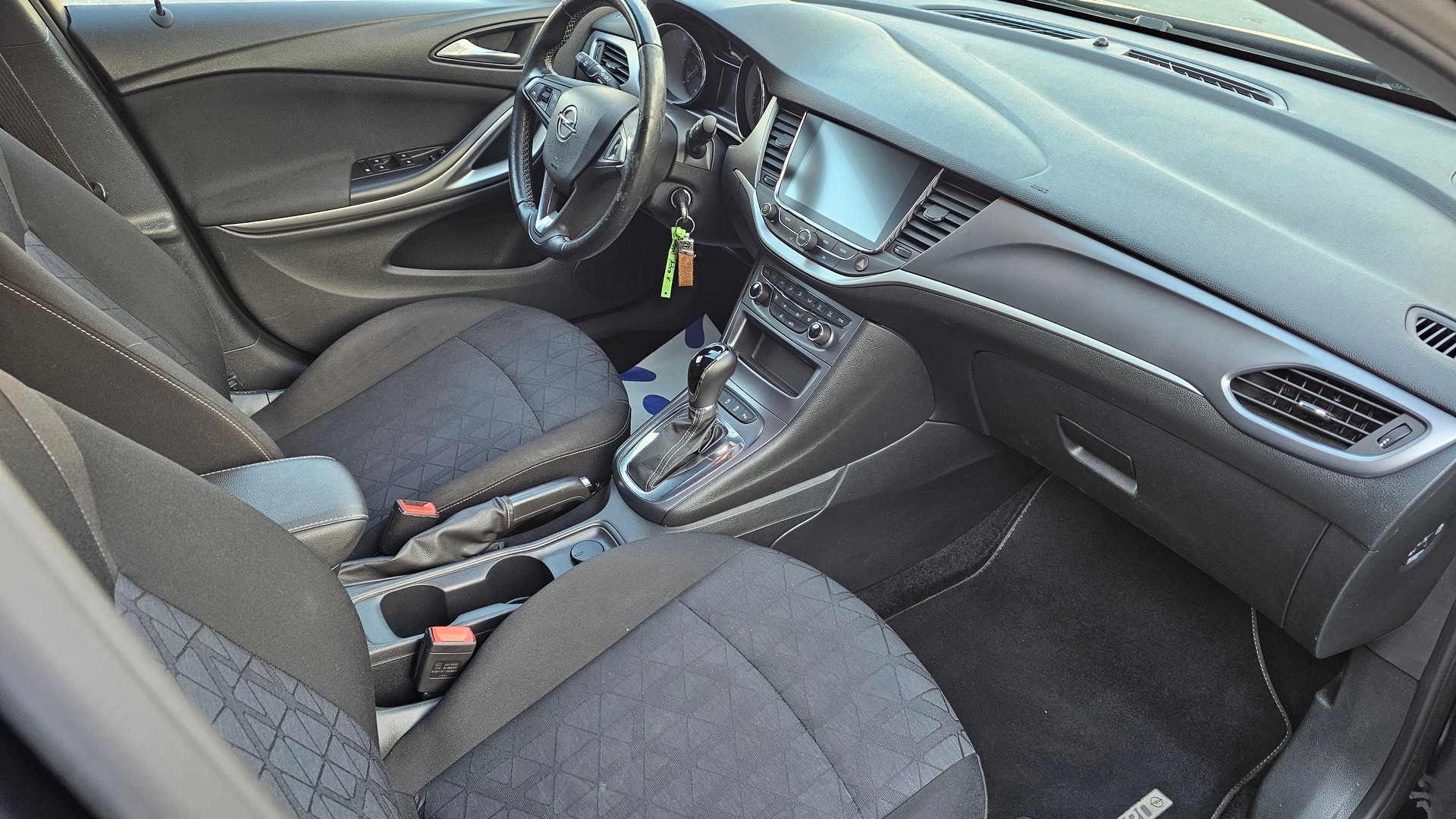 OPEL Astra 1.4i Turbo 120 Years Edition Automatic-image-12